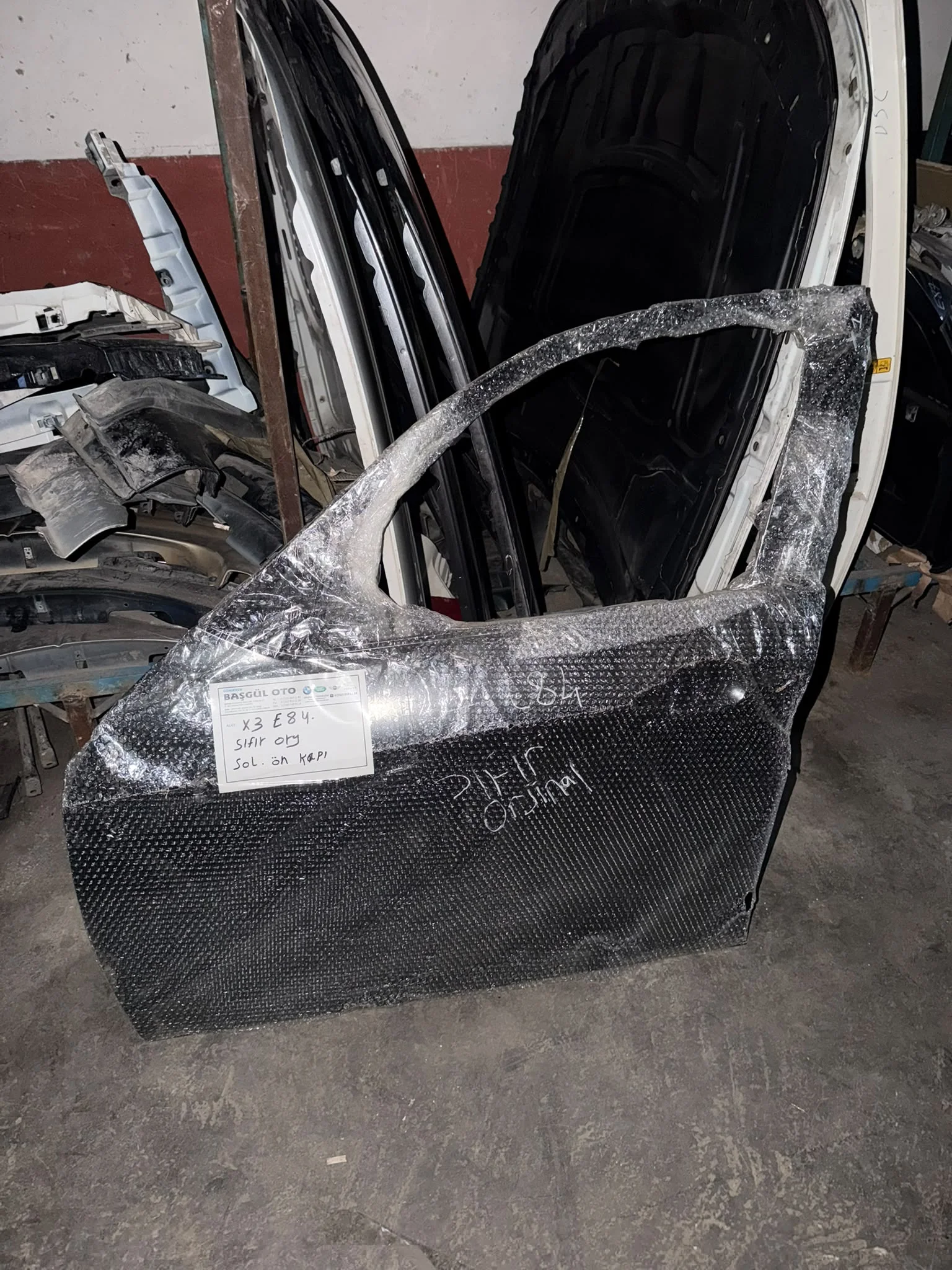 BMW X3 E83 E84 Sol Ön Kapı Orijinal Sıfır Boyasız - Sol Ön Kapı Astarlı