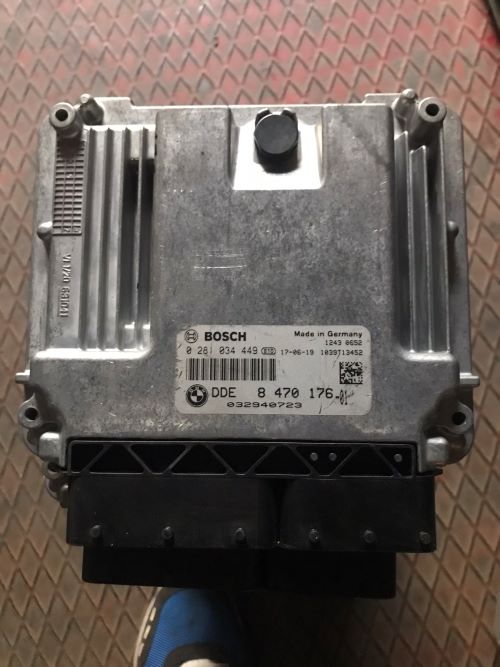 BMW B47 8470176 MOTOR BEYNİ - BEYİN