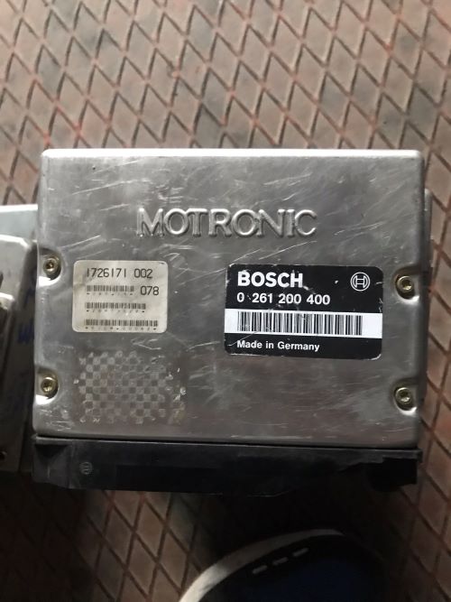 BMW E34 2.0İ 0261200400 MOTOR BEYNİ