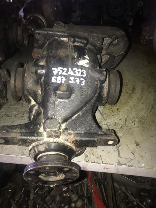 BMW E87 ARKA DEFRANSİYEL 3.73 7524323 ORJİNAL ÇIKMA
