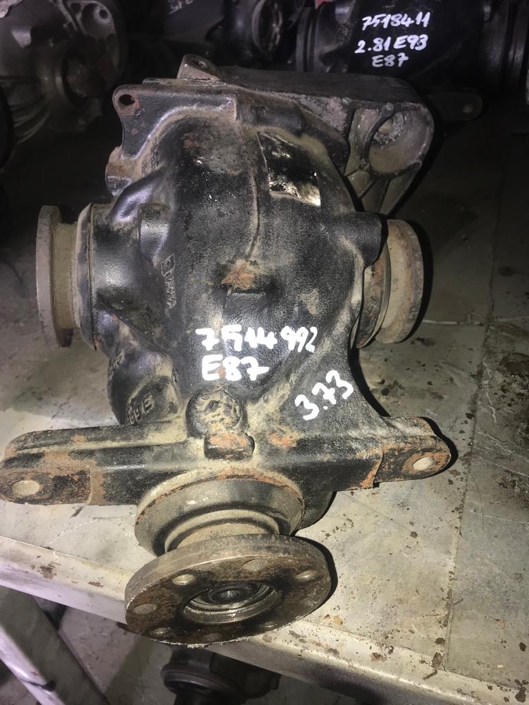 BMW E87 ARKA DEFRANSİYEL 3.73 7514992 ORJİNAL ÇIKMA