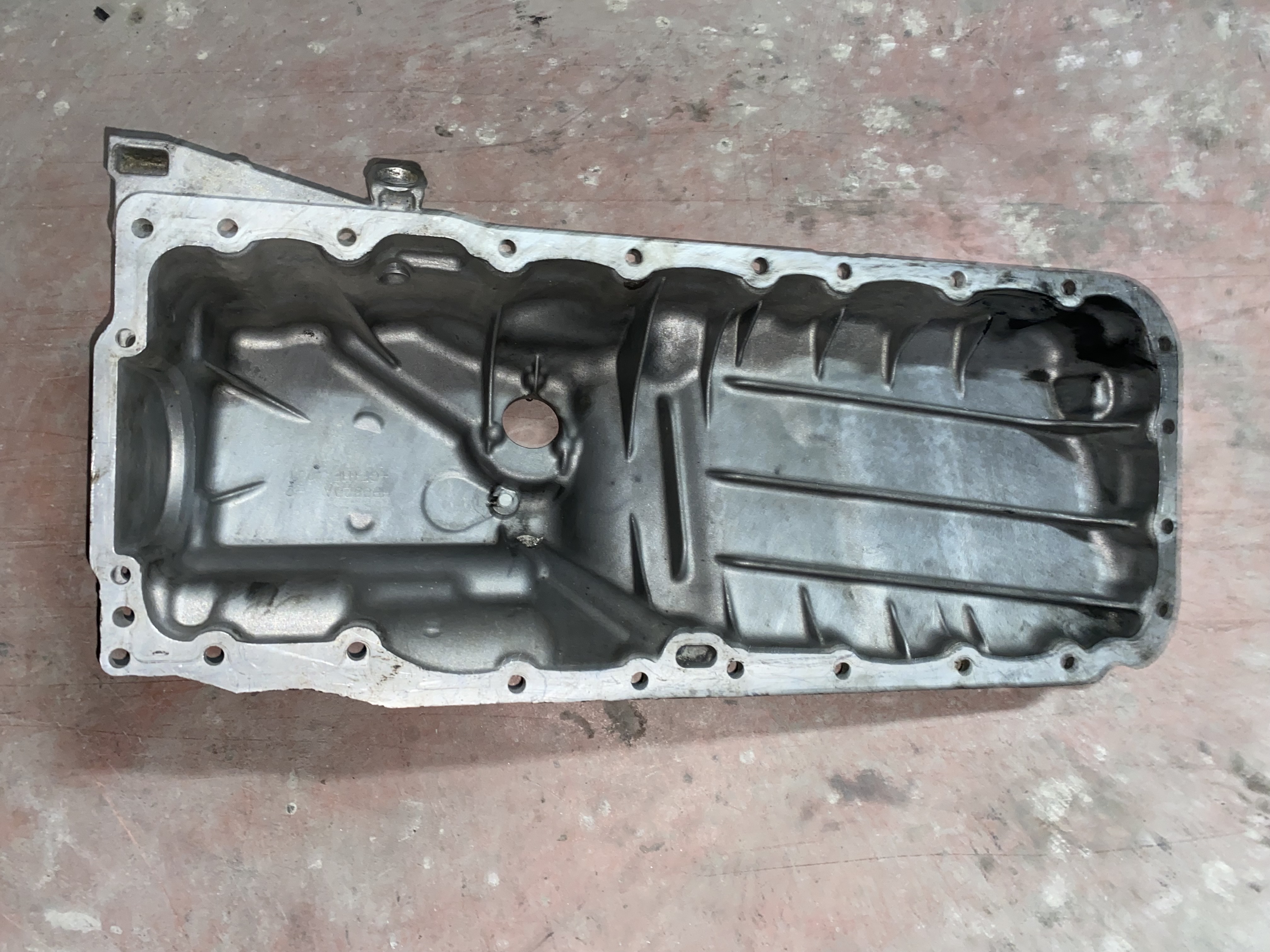 BMW N57 MOTOR KARTERİ 7800322 ORJİNAL ÇIKMA