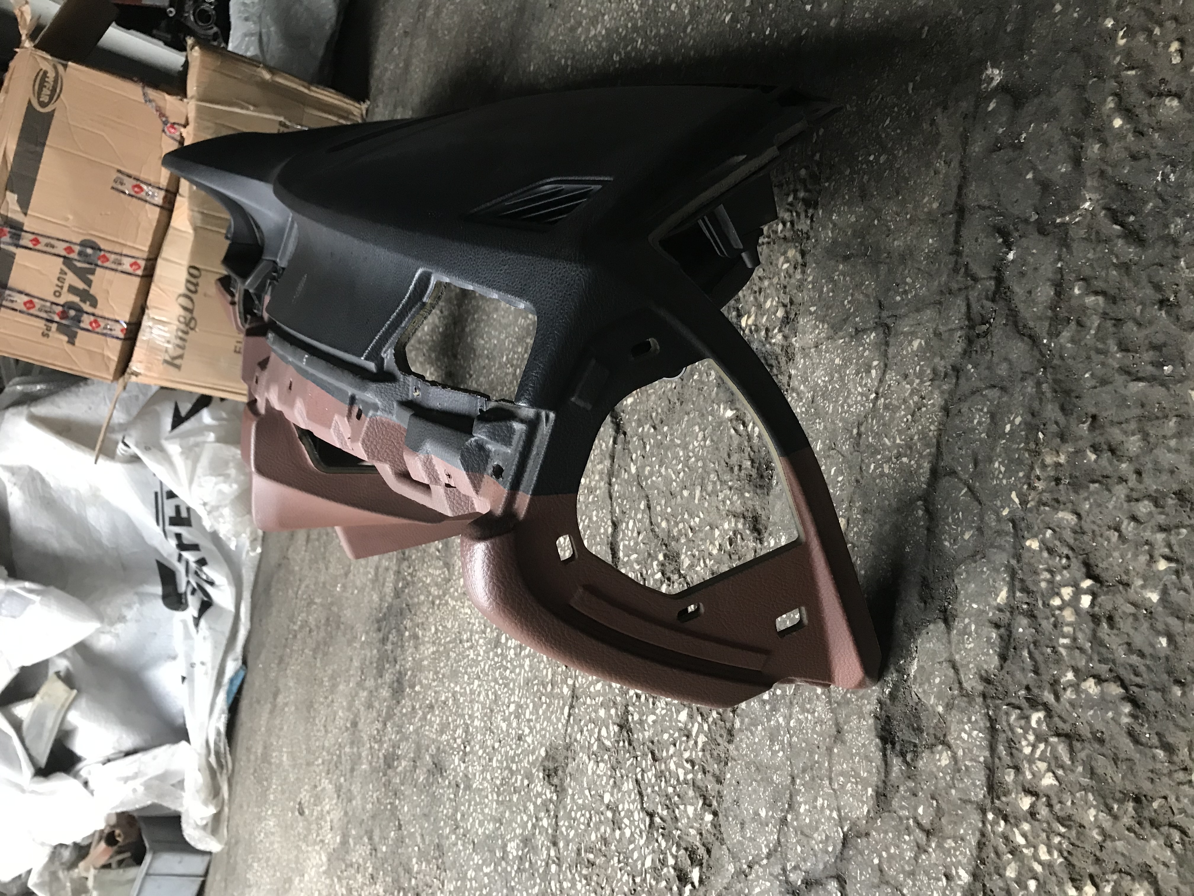 BMW F10 TABA GÖĞÜS ORJİNAL ÇIKMA