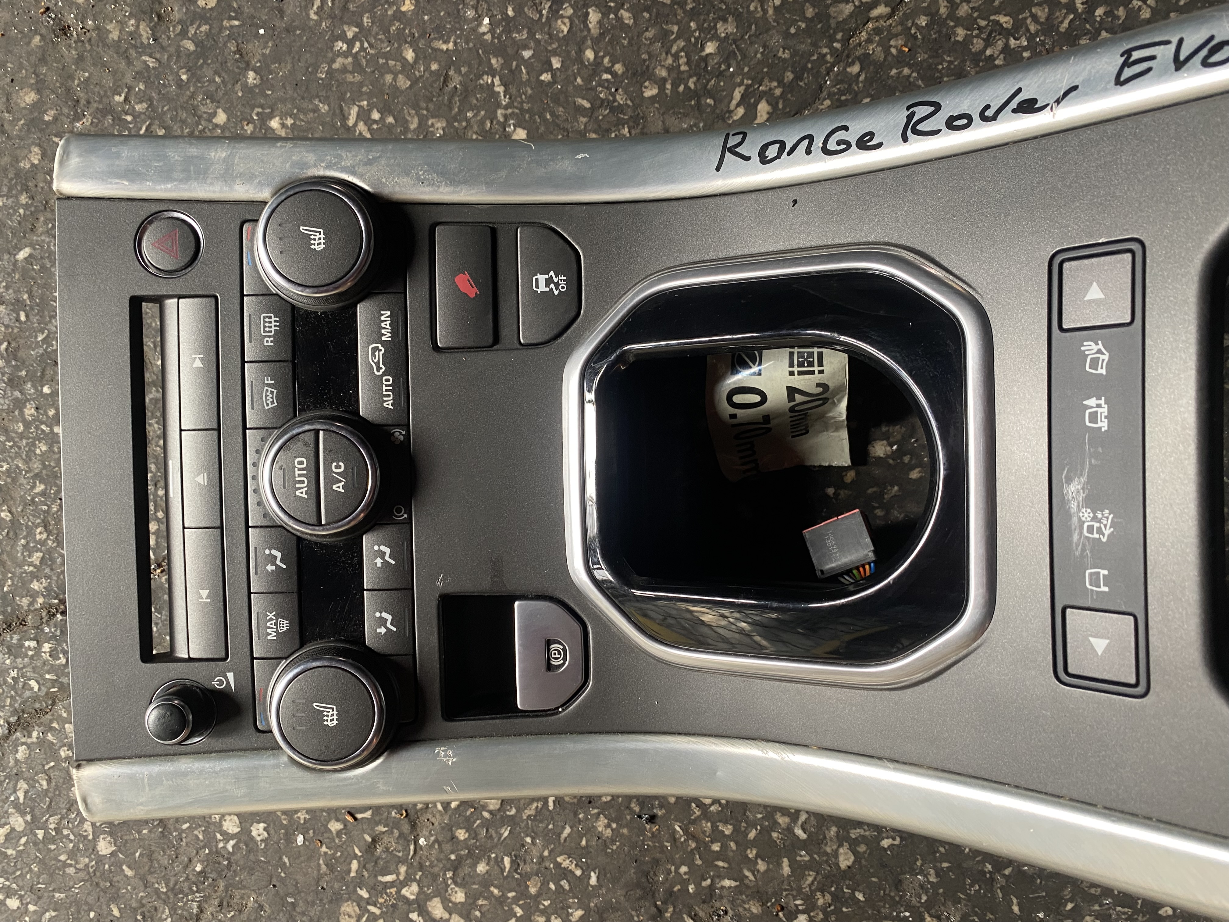 RANGE ROVER EVOQUE L538 KLİMA KONTROL PANELİ ORJİNAL ÇIKMA