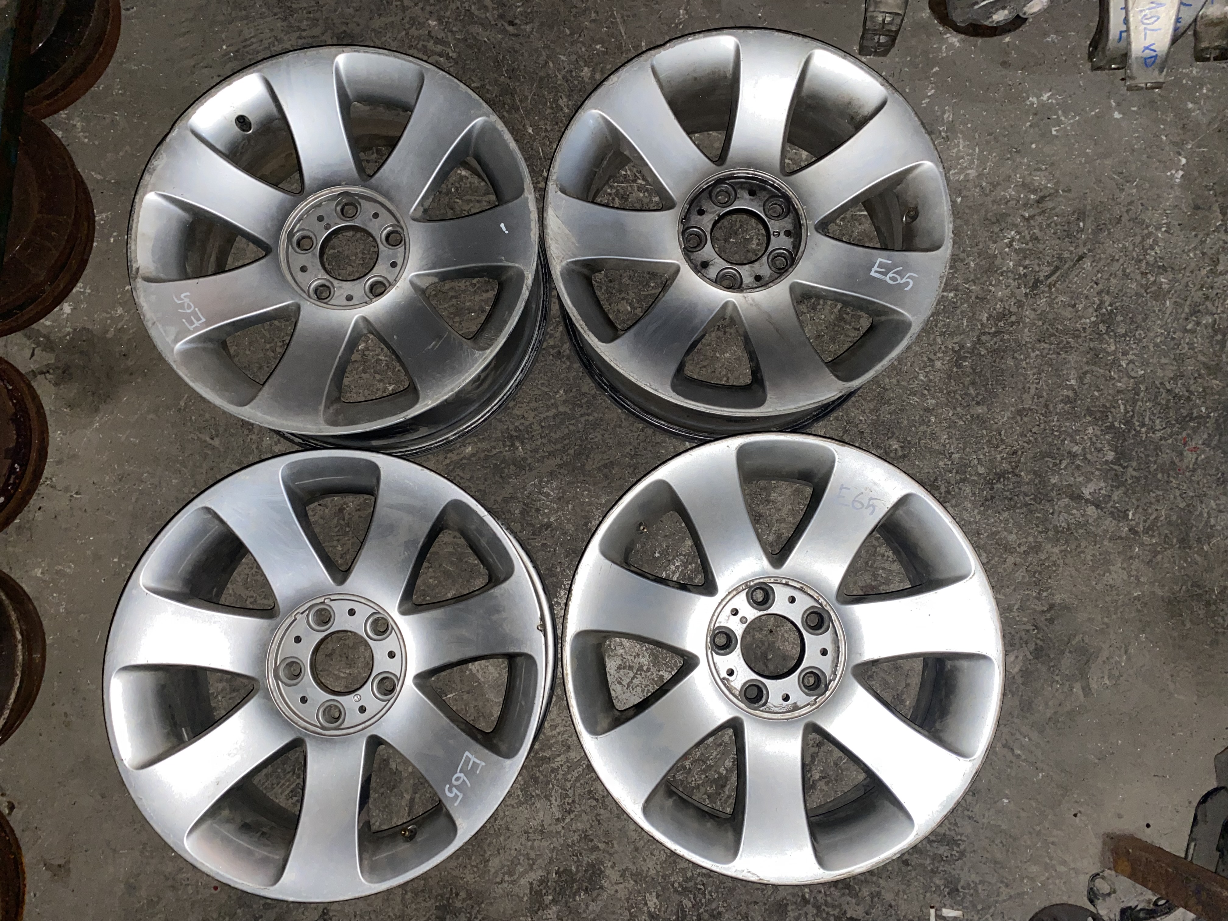 BMW E65 E66 18” JANT TAKIMI 6767828 8J/18EH2 IS24