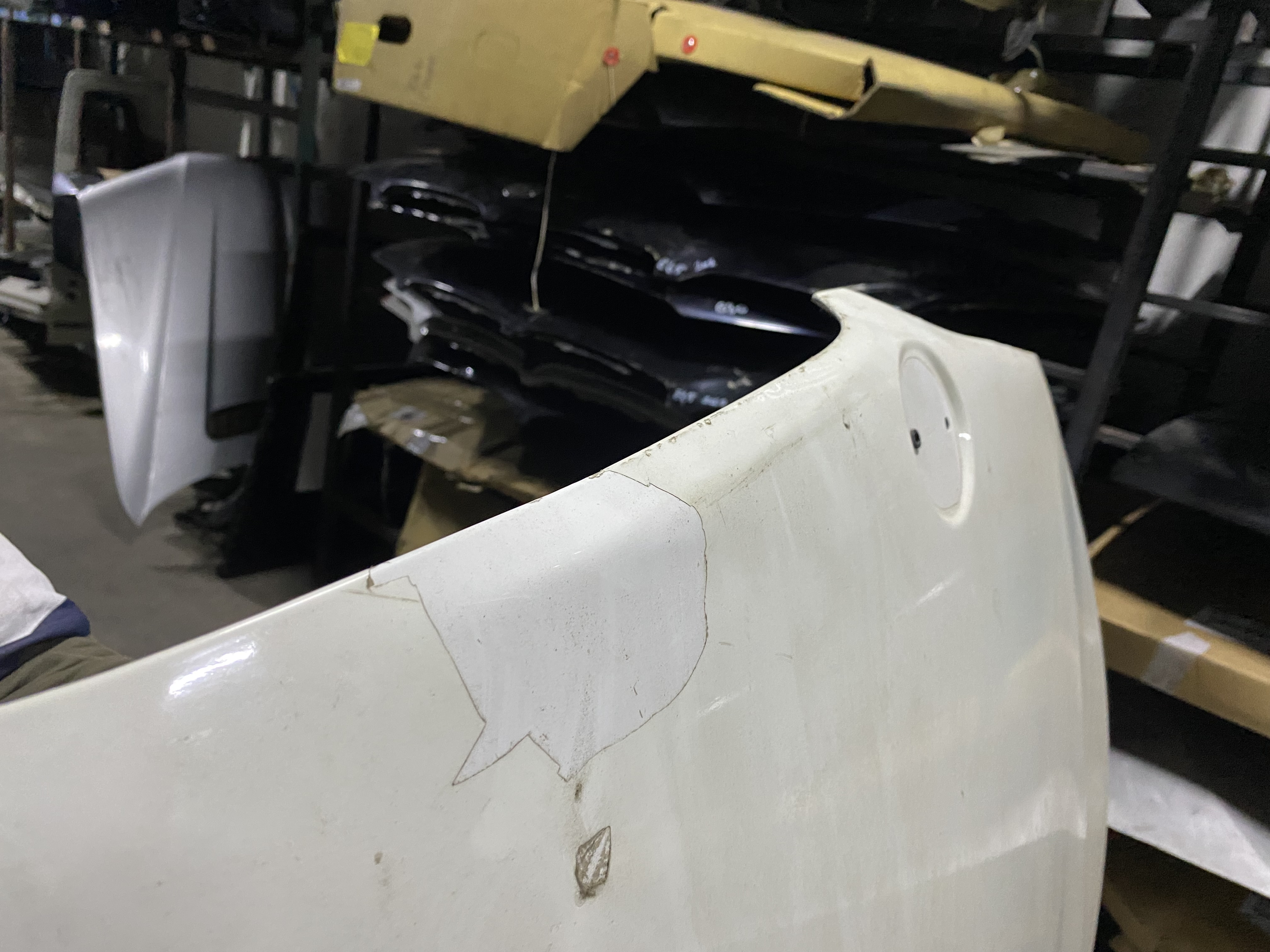 BMW X5 F15 KAPUT BEYAZ 41007381758 ORJİNAL ÇIKMA