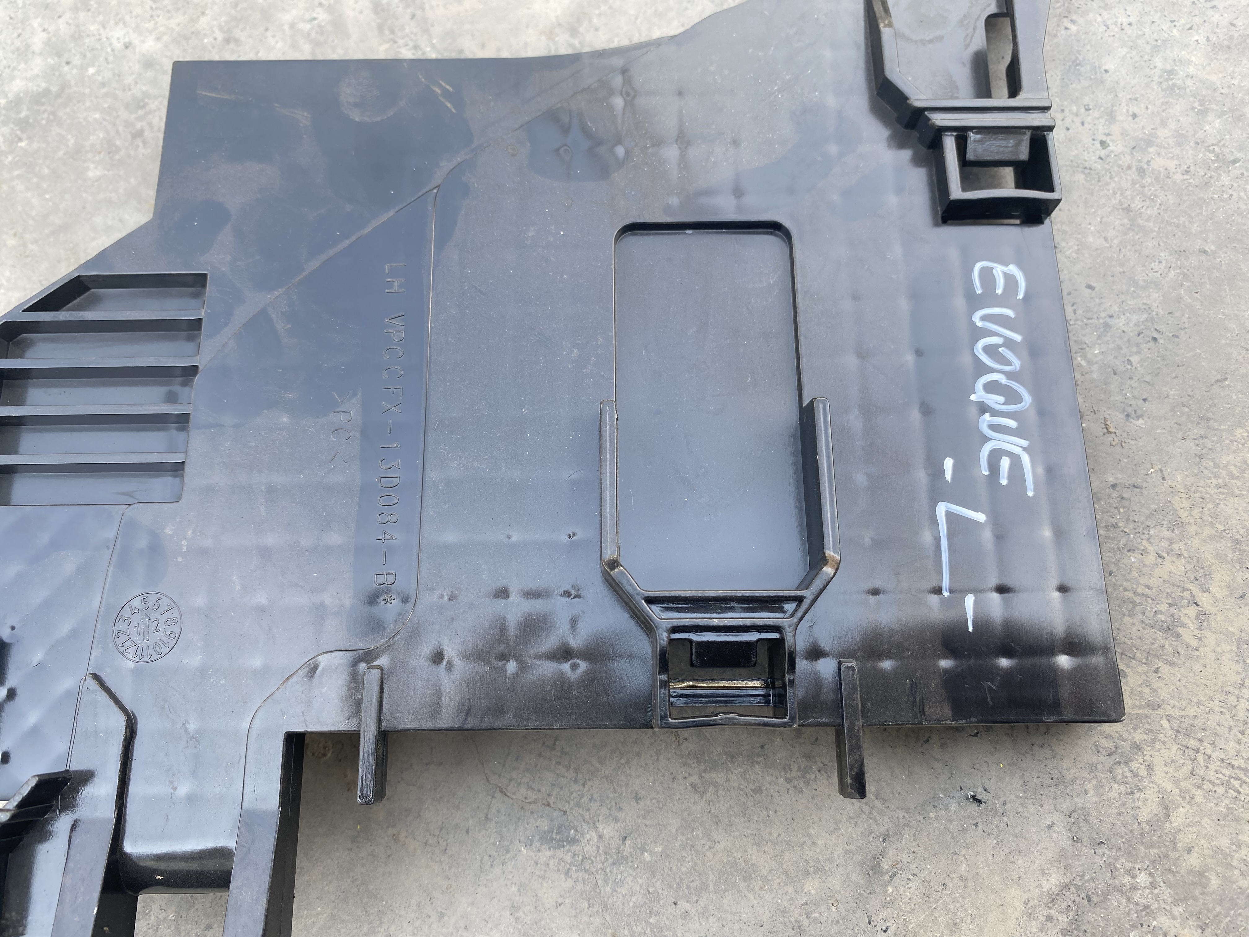 RANGE ROVER EVOQUE L538 FAR ALT AYAKLARI ORJİNAL ÇIKMA