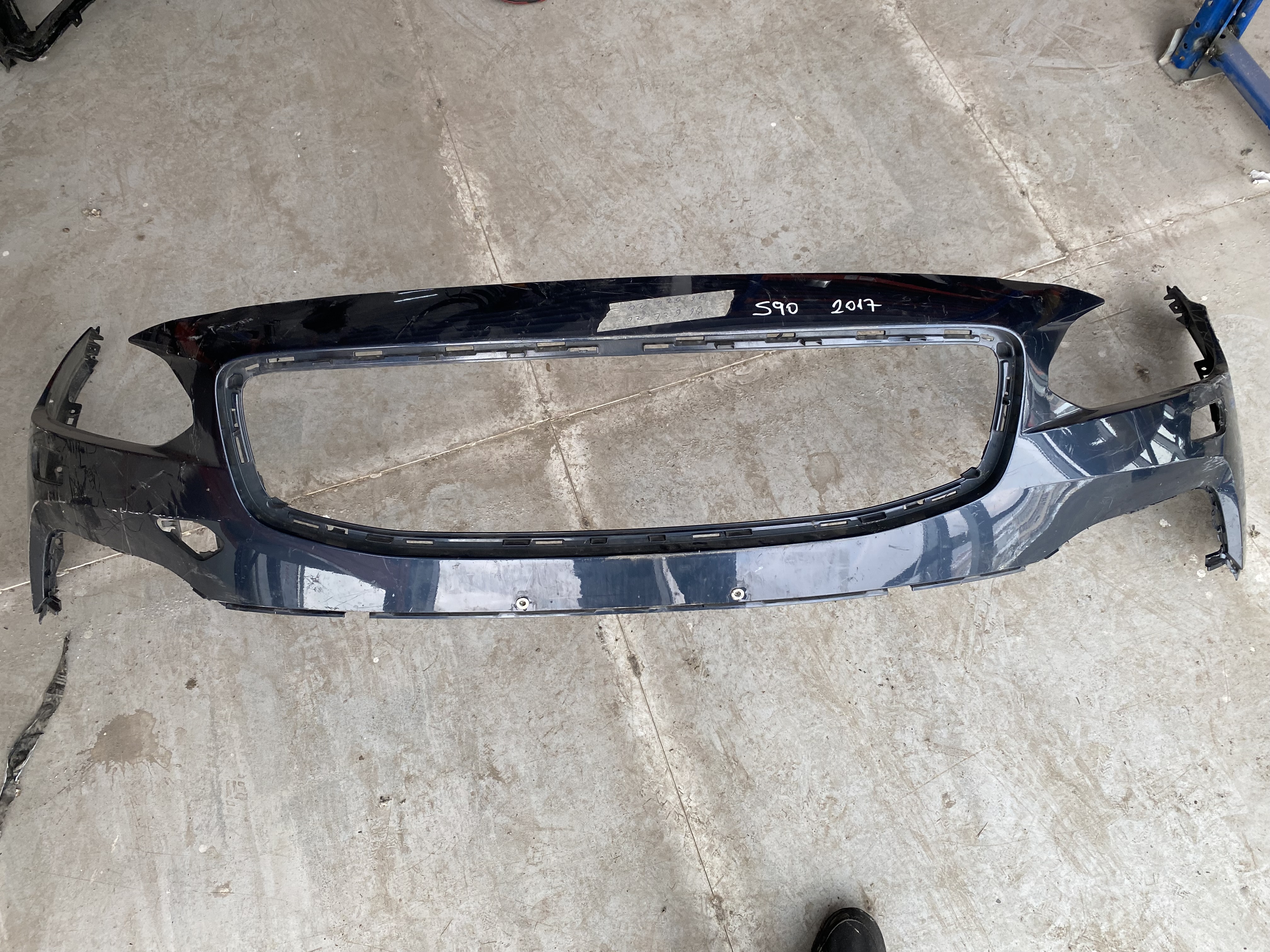 VOLVO S90 V90 ÖN TAMPON  39790356 ORJİNAL ÇIKMA