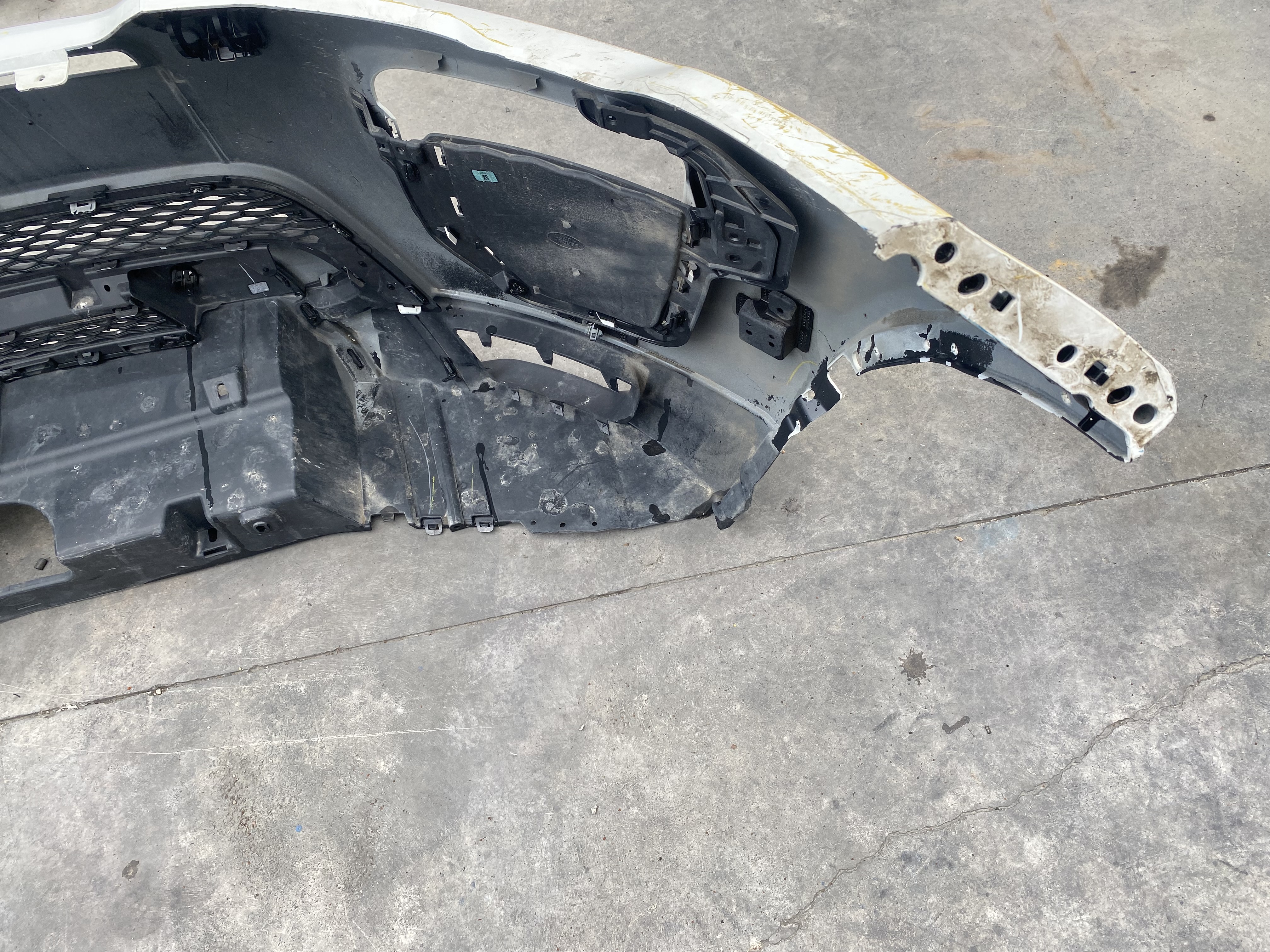 RANGE ROVER EVOQUE L538 2017 R-DYNAMİC ÖN TAMPON BEYAZ
