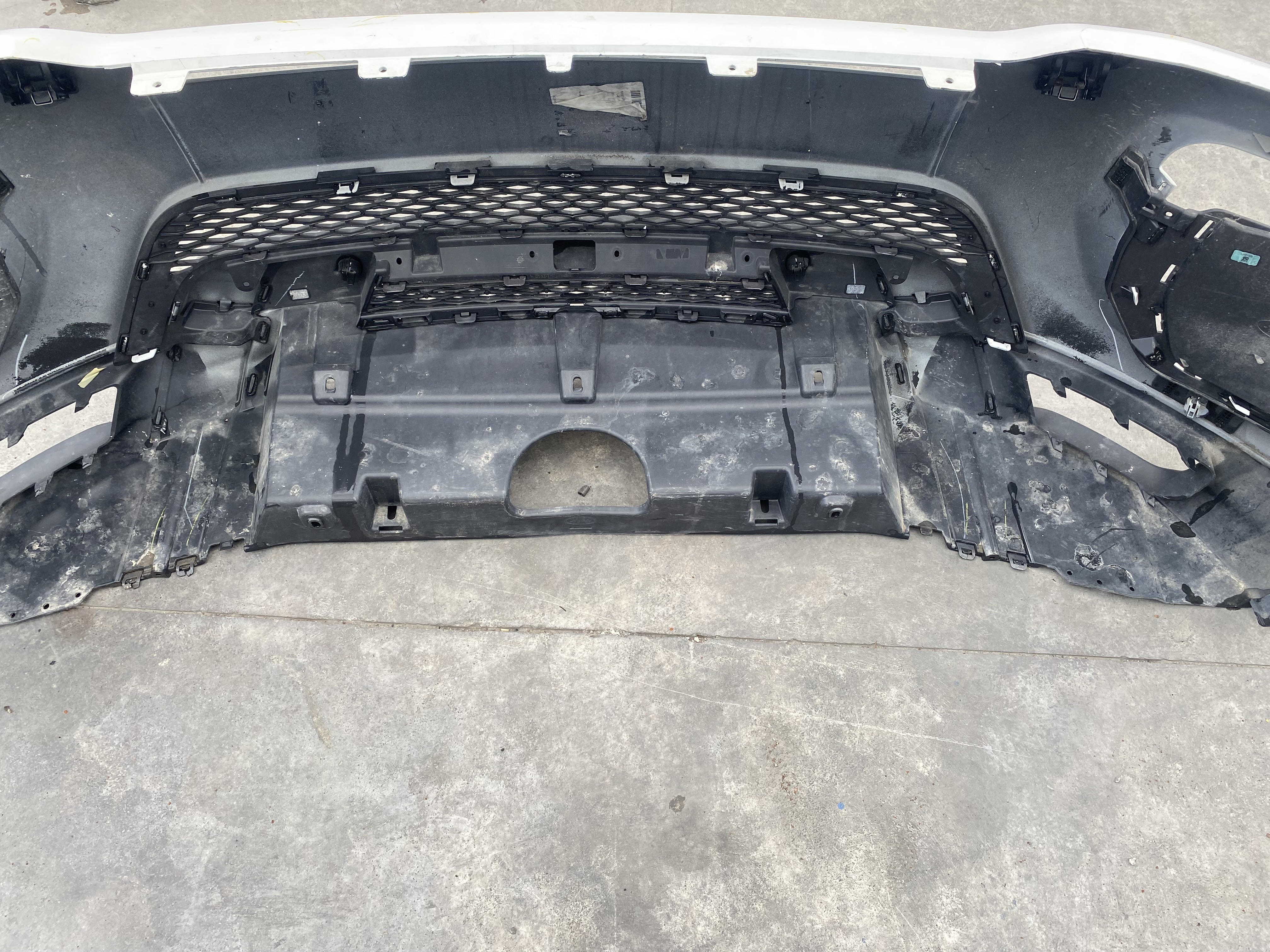 RANGE ROVER EVOQUE L538 2017 R-DYNAMİC ÖN TAMPON BEYAZ