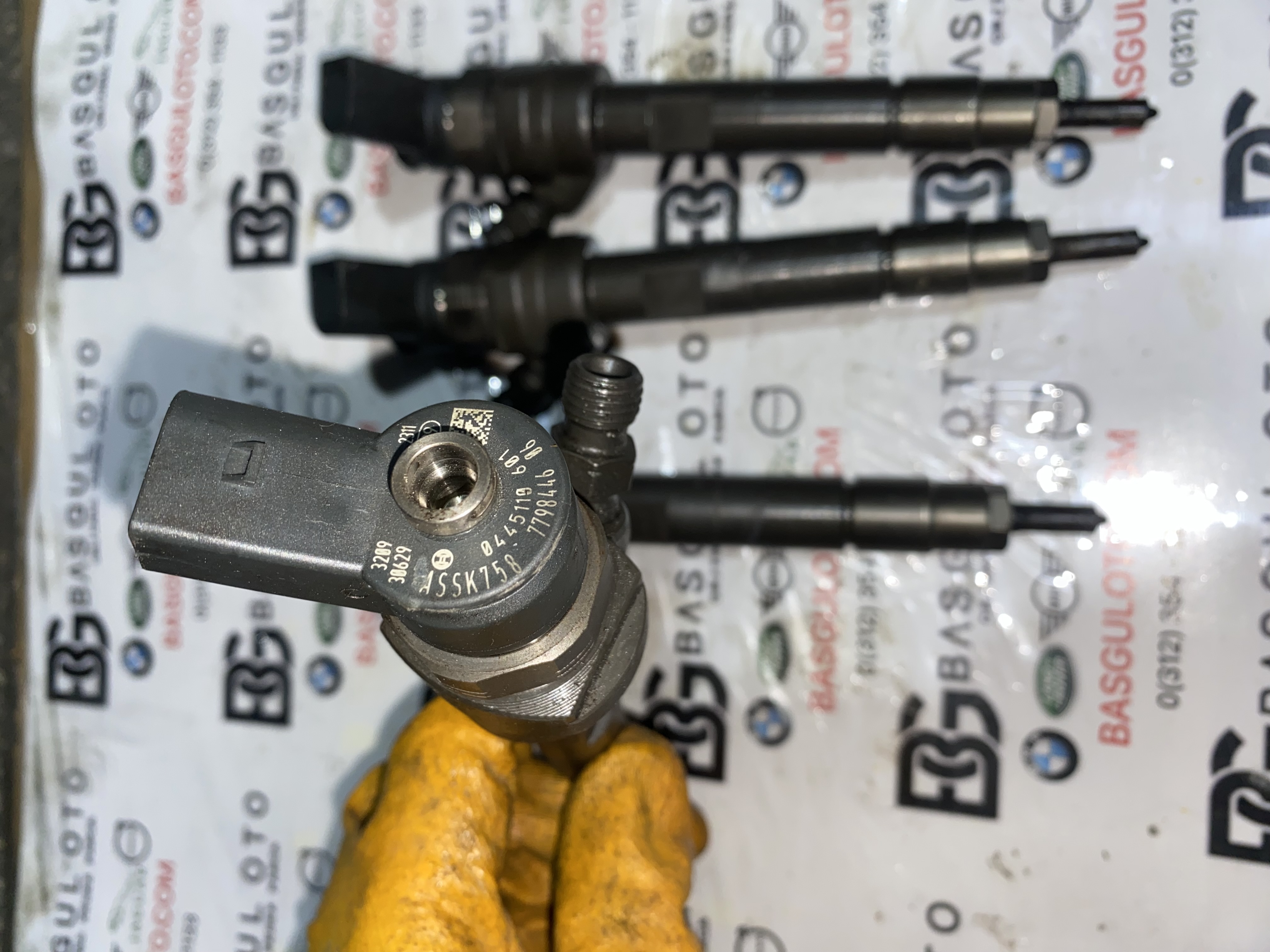 BMW E87 E90 E60 N47 ENJEKTÖR 7798446 BOSCH 0445110601 ORJİNAL ÇIKMA