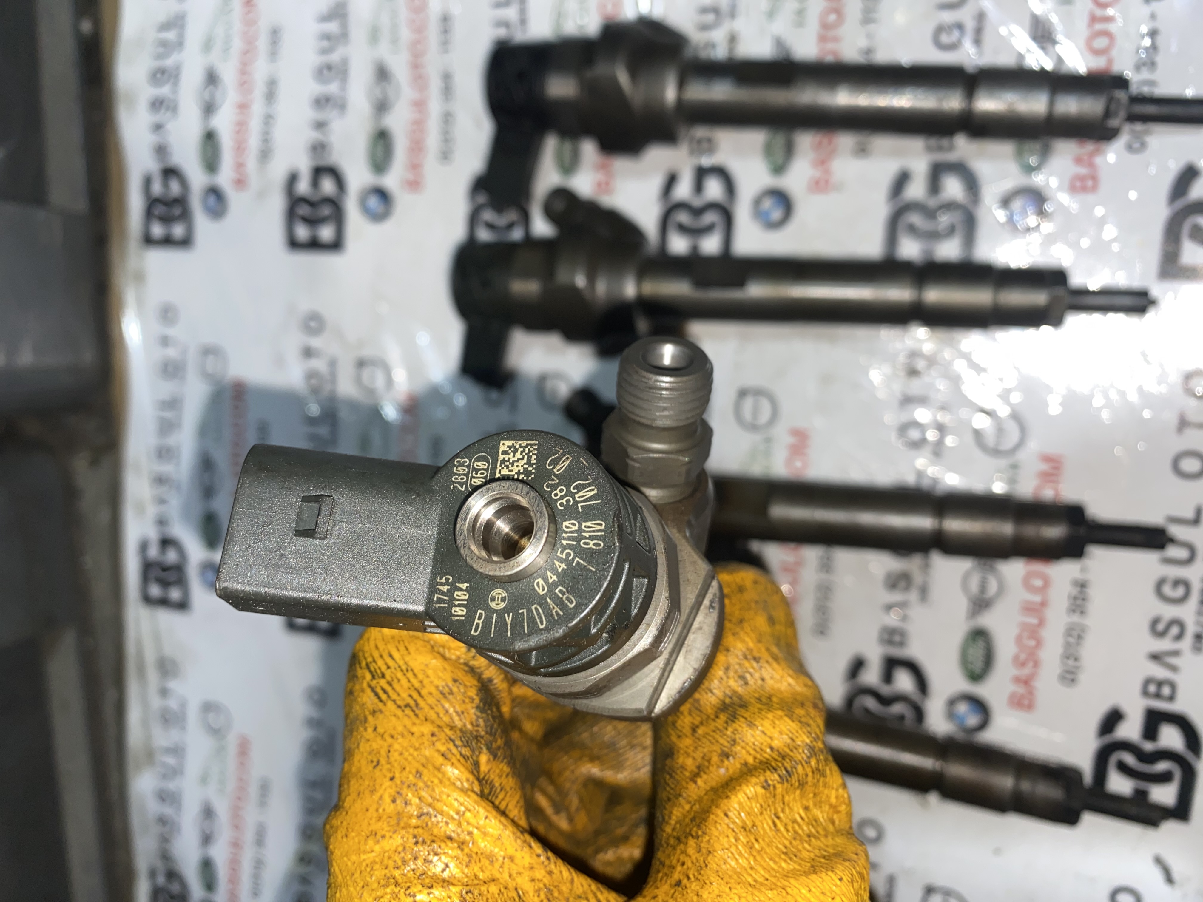 BMW F10 F20 F30 N47N ENJEKTÖR 7810382 BOSCH 0445110382 ORJİNAL ÇIKMA