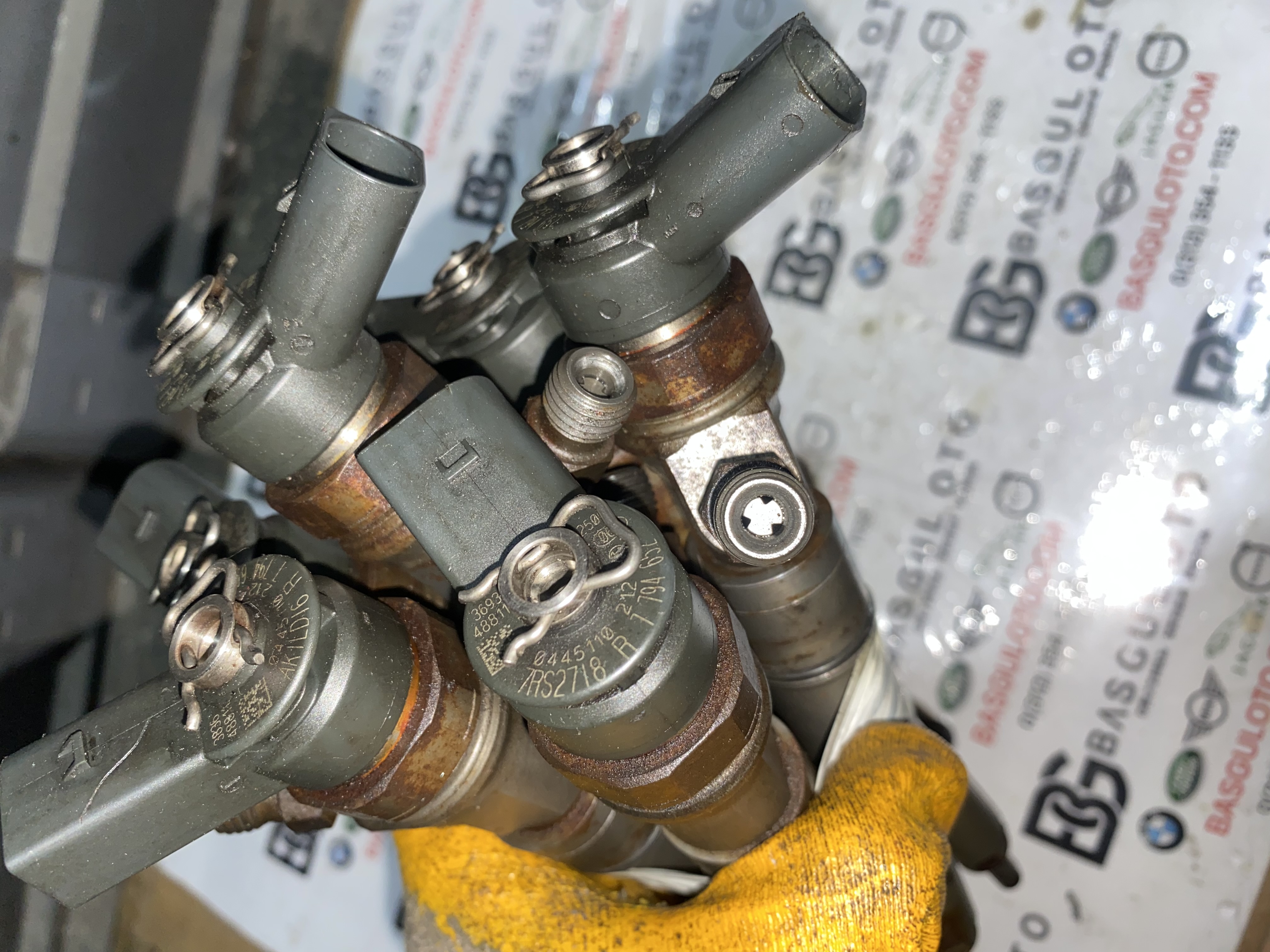 BMW E60 M57N 2.5d 3.0d ENJEKTÖR 7794652 BOSCH 0445110212 ORJİNAL ÇIKMA