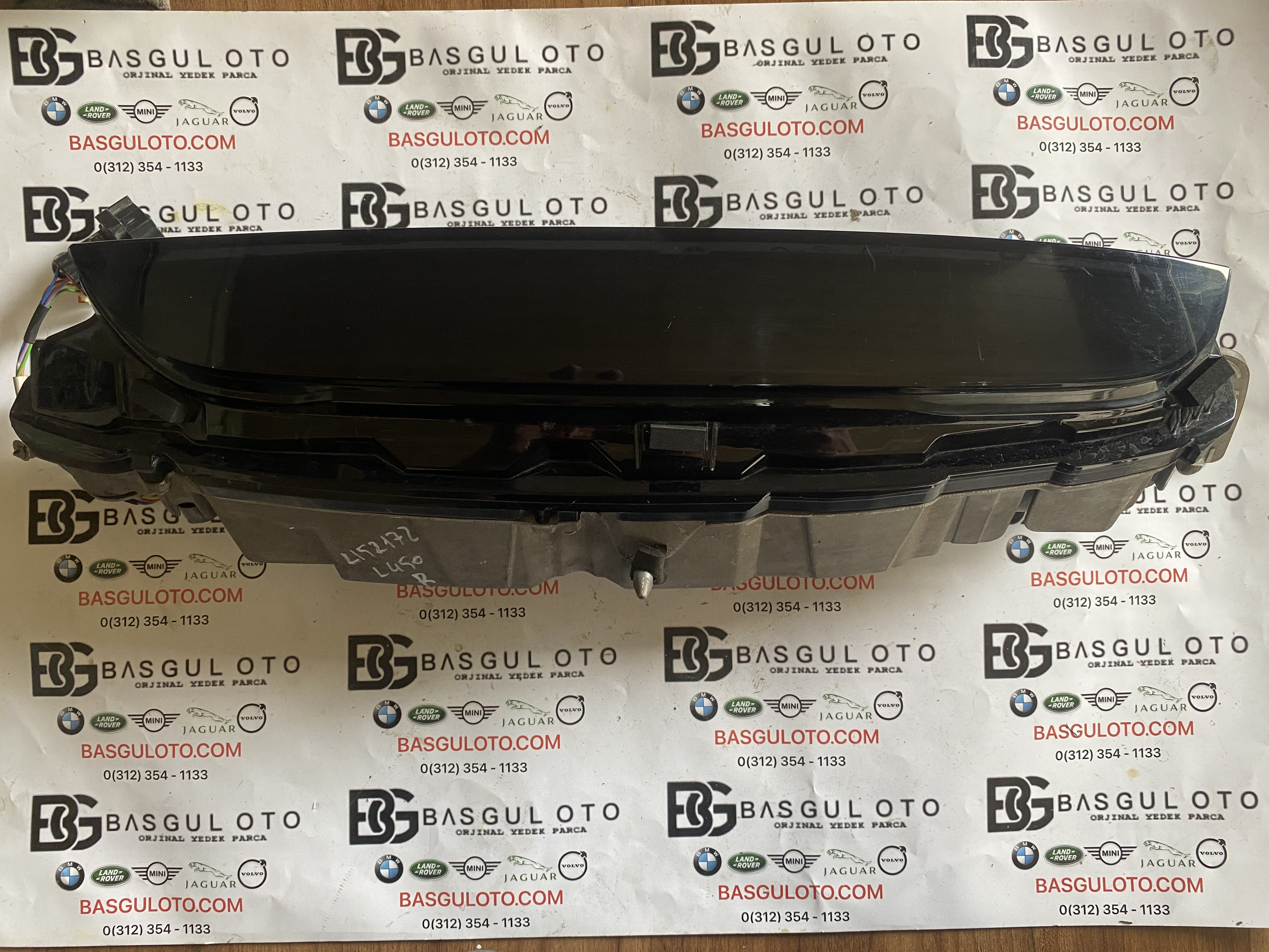 RANGE ROVER VOGUE L460 SAĞ STOP M8E2-13404-AL ORJINAL ÇIKMA