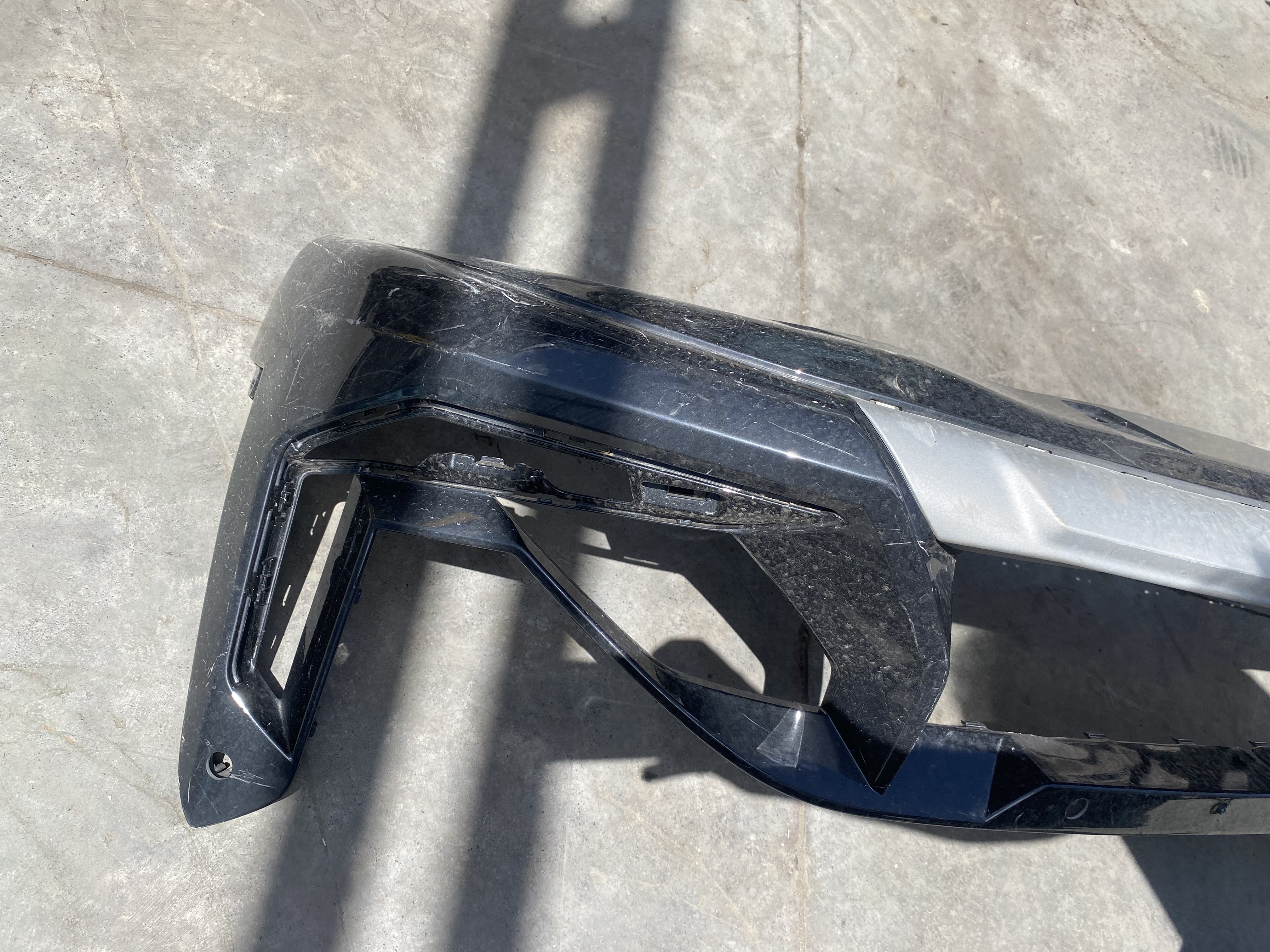 BMW X1 U11 ÖN TAMPON ALT 51115A0DB80 ORJİNAL ÇIKMA