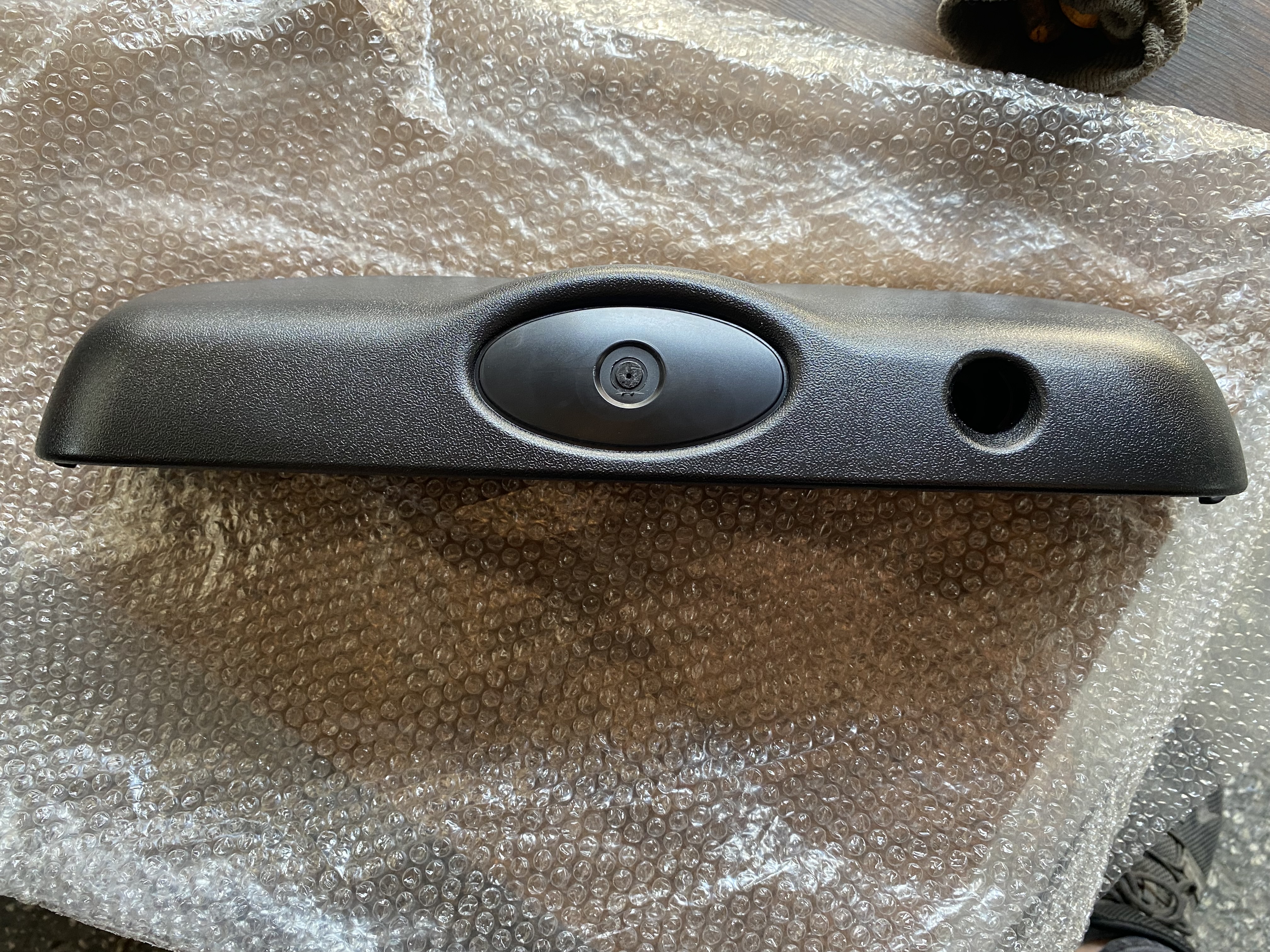 LAND ROVER FREELANDER 1 L314 BAGAJ AÇMA BUTONU CXB000280PMA SIFIR