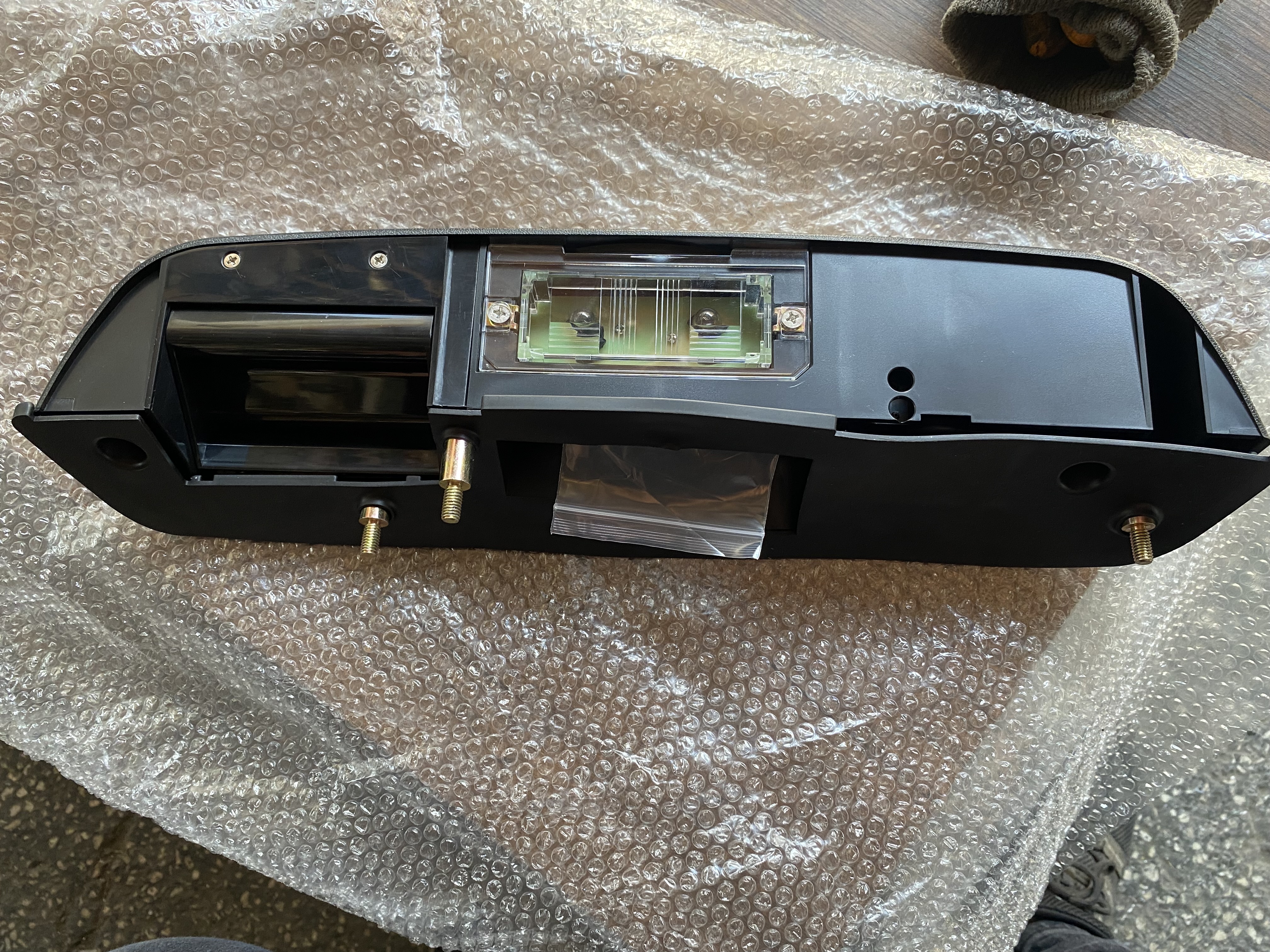 LAND ROVER FREELANDER 1 L314 BAGAJ AÇMA BUTONU CXB000280PMA SIFIR