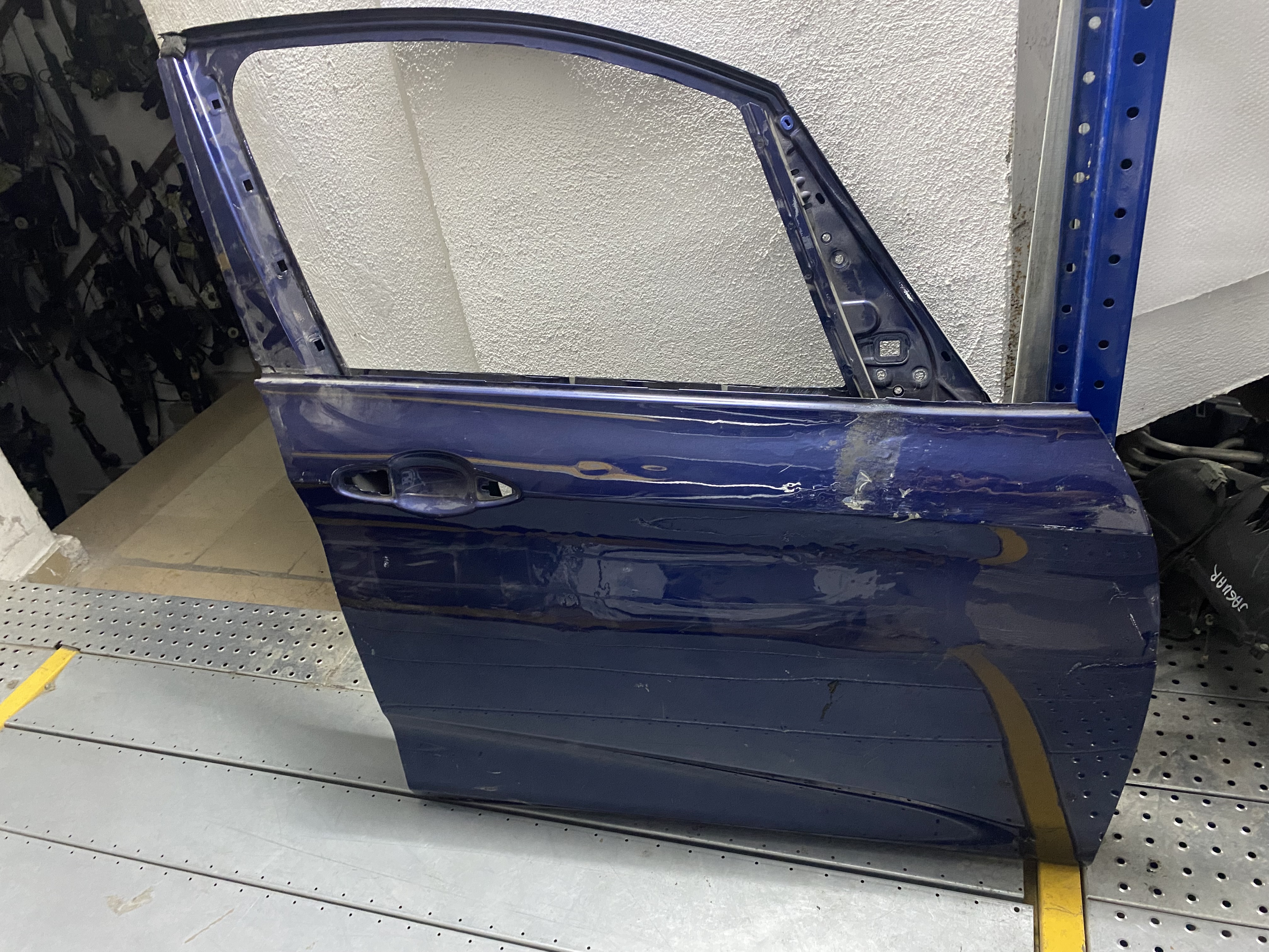 BMW 2 SERİSİ F45 SAĞ ÖN KAPI ORJİNAL ÇIKMA