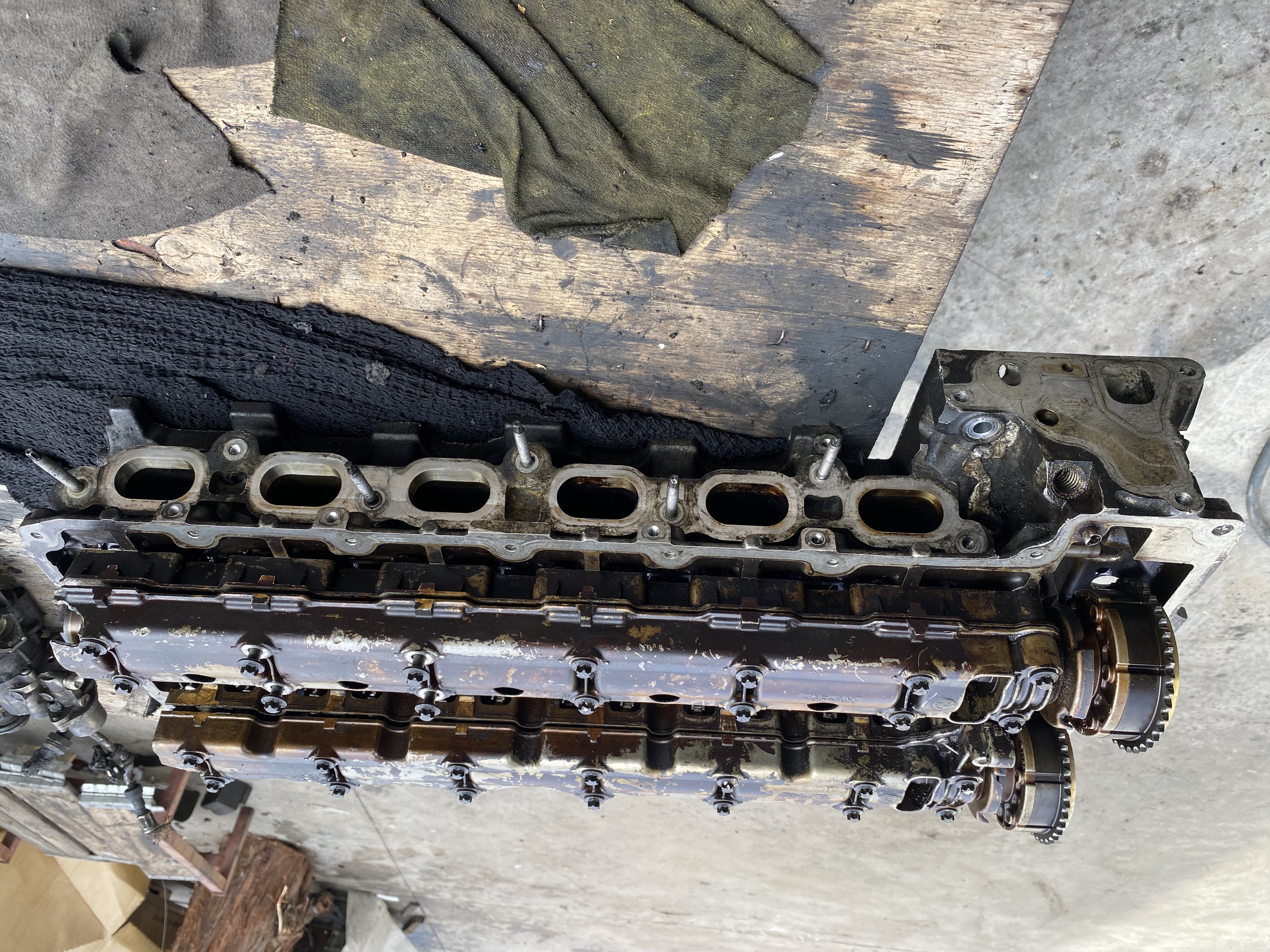 BMW E60 E90 N53 B25 MOTOR SİLİNDİR KAPAĞI ORJİNAL ÇIKMA