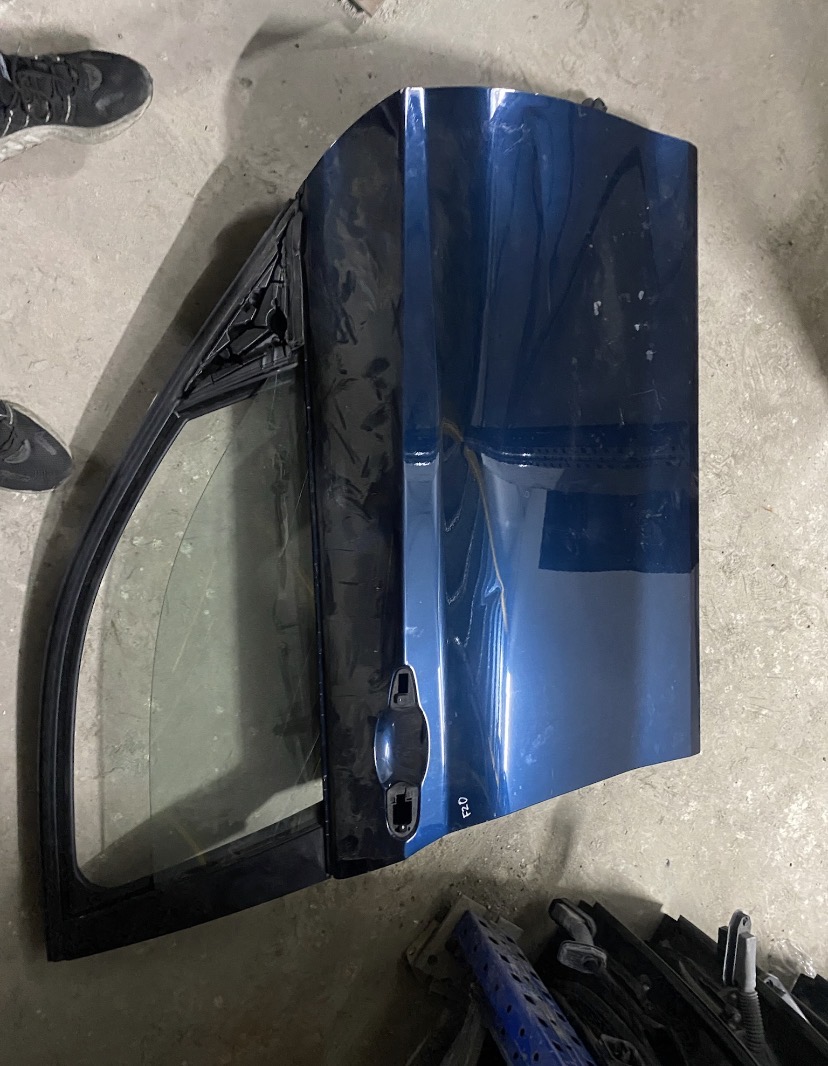 BMW F20 METALİK LACİVERT SAĞ ÖN KAPI ORJINAL ÇIKMA