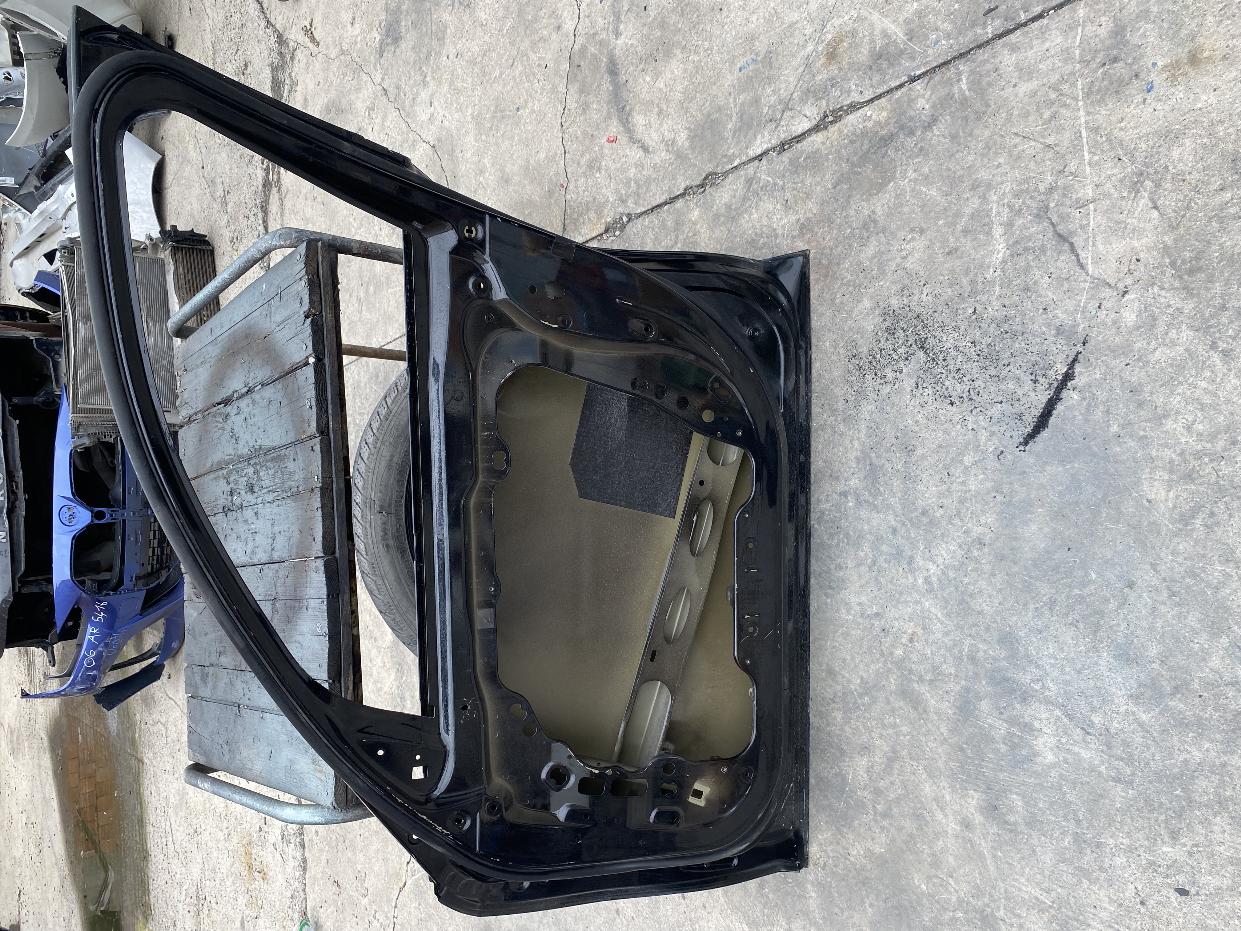 BMW G20 SAĞ ÖN KAPI ORJİNAL ÇIKMA