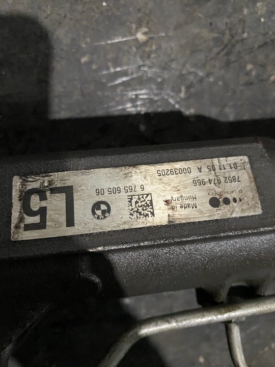 BMW E87 E90 6765605 HİDROLİK DİREKSİYON KUTUSU ÇIKMA ORJ
