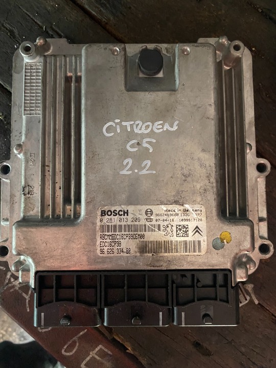 Peugeot 407 Citroen C5 2.2 HDI Beyni 0281013209 EDC16CP39 9662633480
