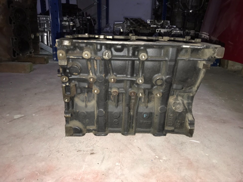 BMW E60 M47N20 4D4 BOŞ MOTOR BLOK 7786664 STANDART