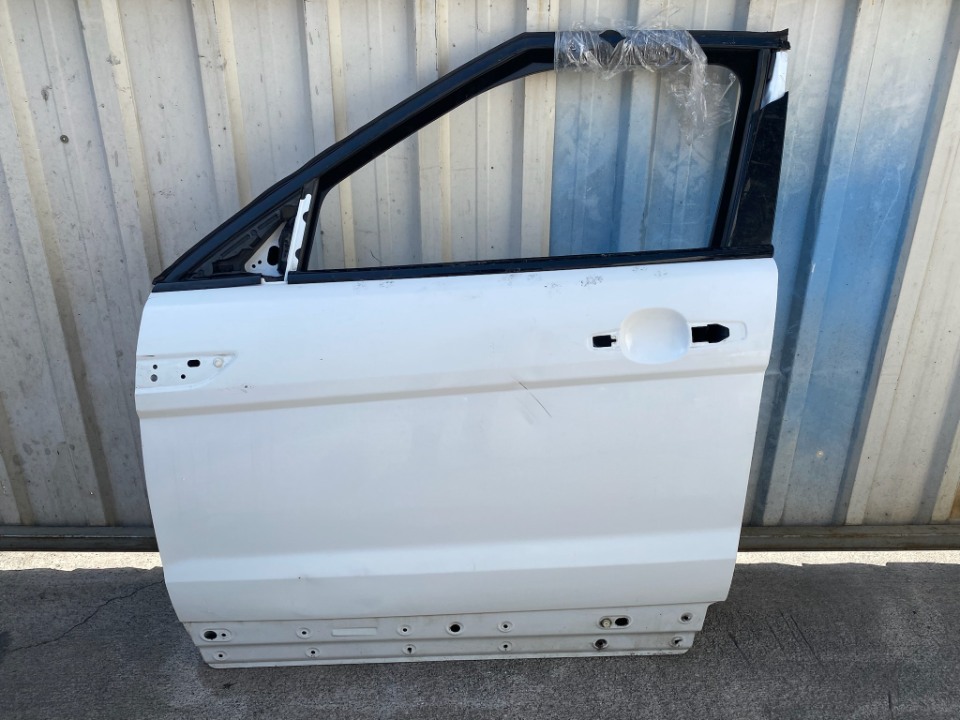 RANGE ROVER EVOQUE L538  SOL ÖN KAPI BEYAZ