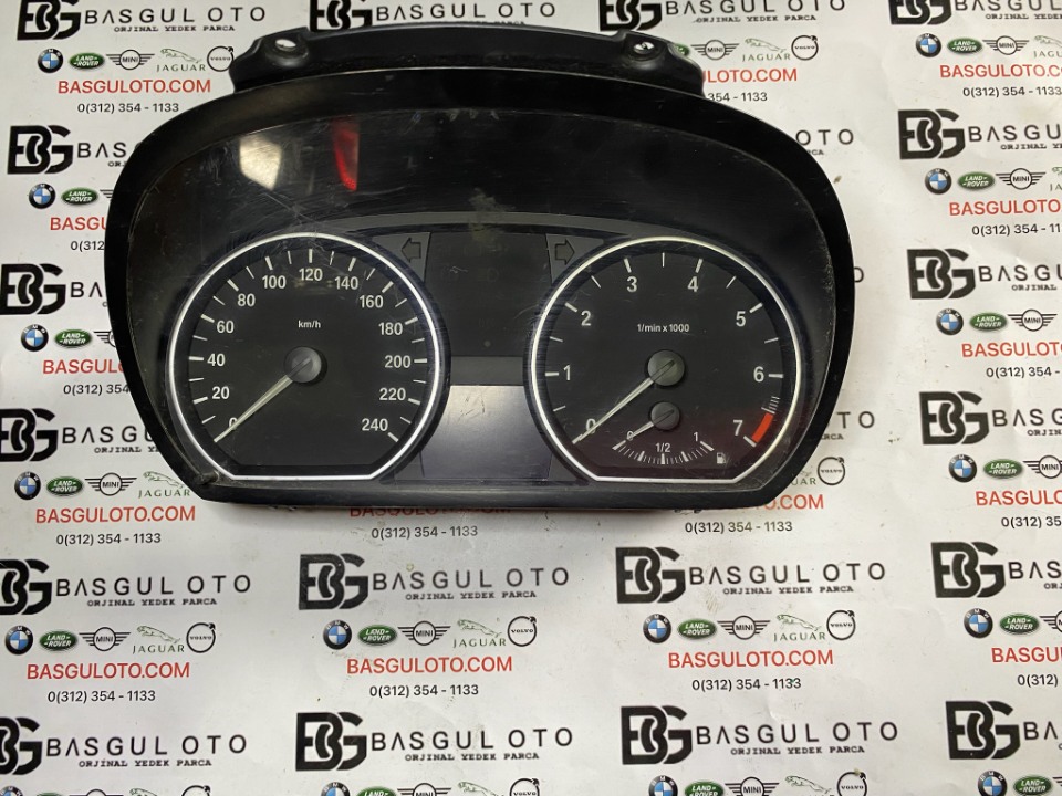 BMW E87 1.6İ KM SAATİ  KM SAATİ KADRAN  GÖSTERGE PANELİ 9220941