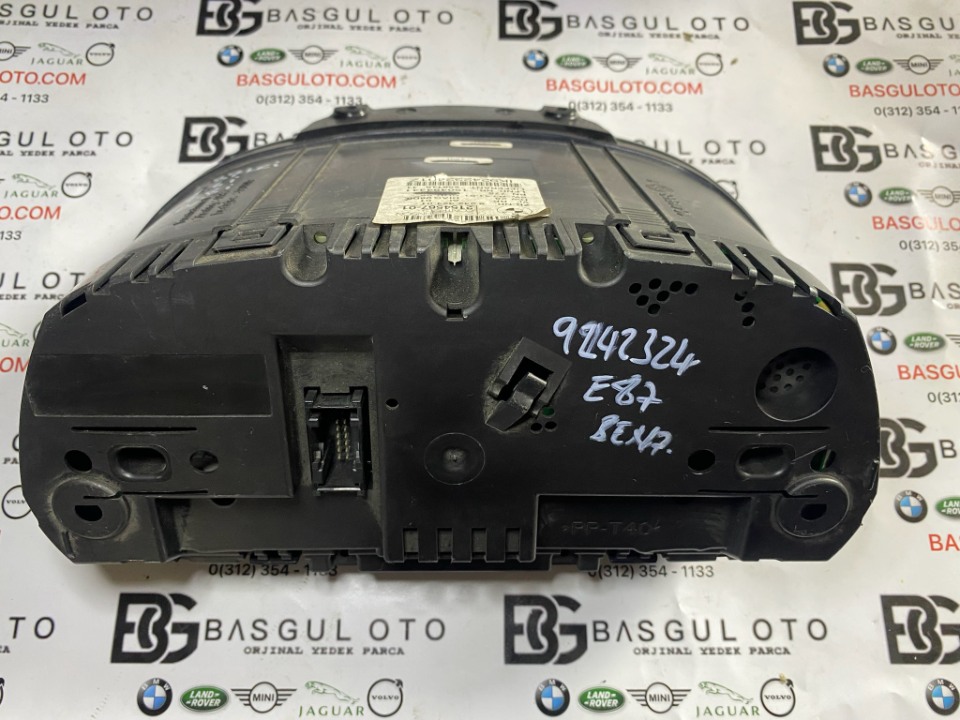 BMW E87  1.6İ   KM SAATİ KADRAN  GÖSTERGE PANELİ  9242324