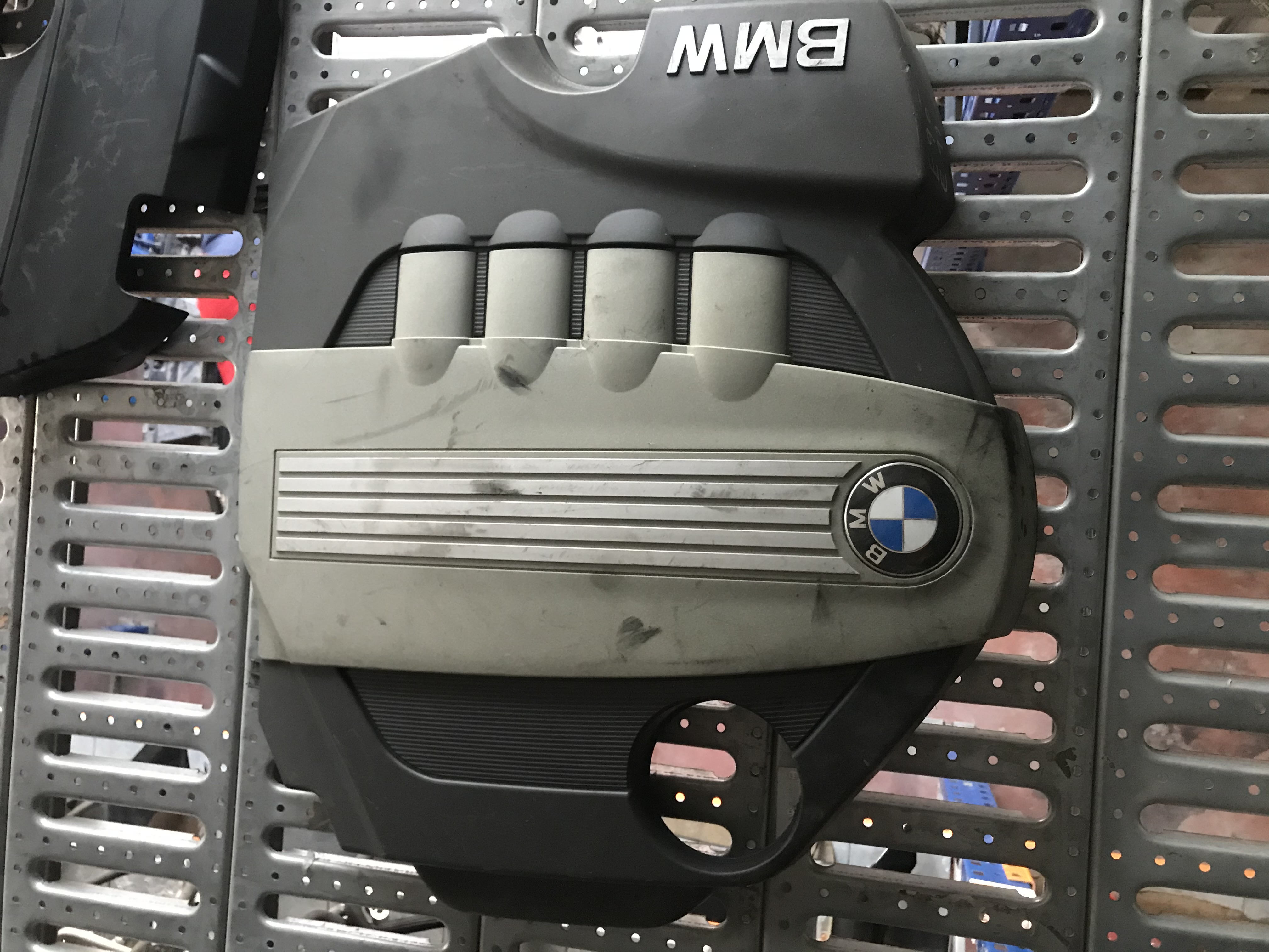 BMW E60 N47 MOTOR AKUSTİK KAPAĞI 7797410 ORJİNAL ÇIKMA 