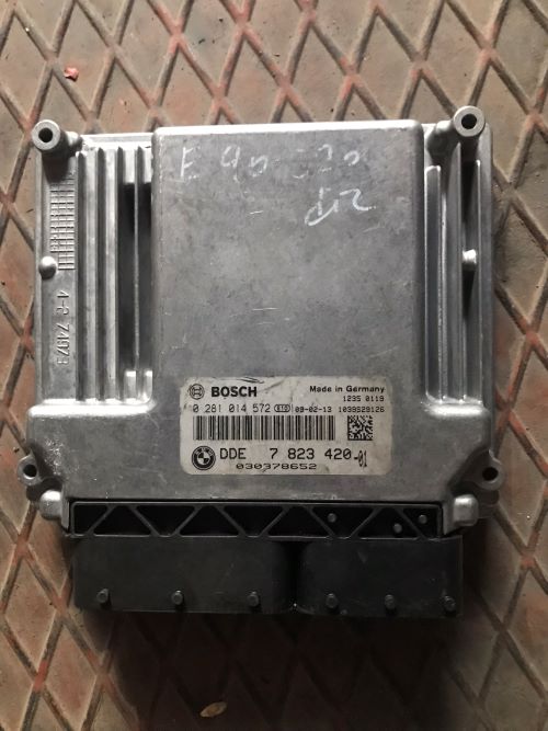 BMW E90 E60 N47 7823420 MOTOR BEYNİ - BEYİN