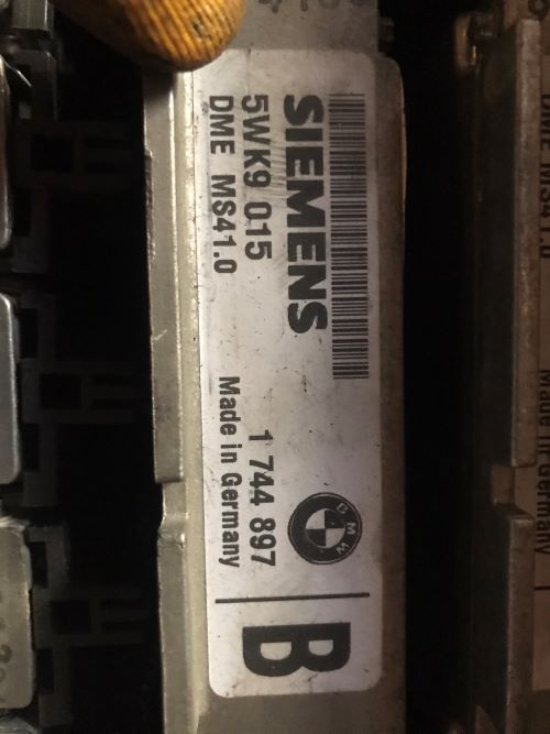 BMW E39 2.0 2.5 1744897 MOTOR BEYNİ