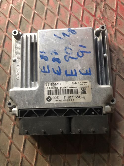 BMW E81-E87-E903.20d 7811701 MOTOR BEYNİ
