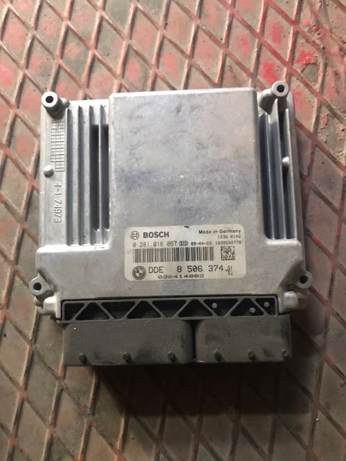 BMW E90 8506374 MOTOR BEYNİ