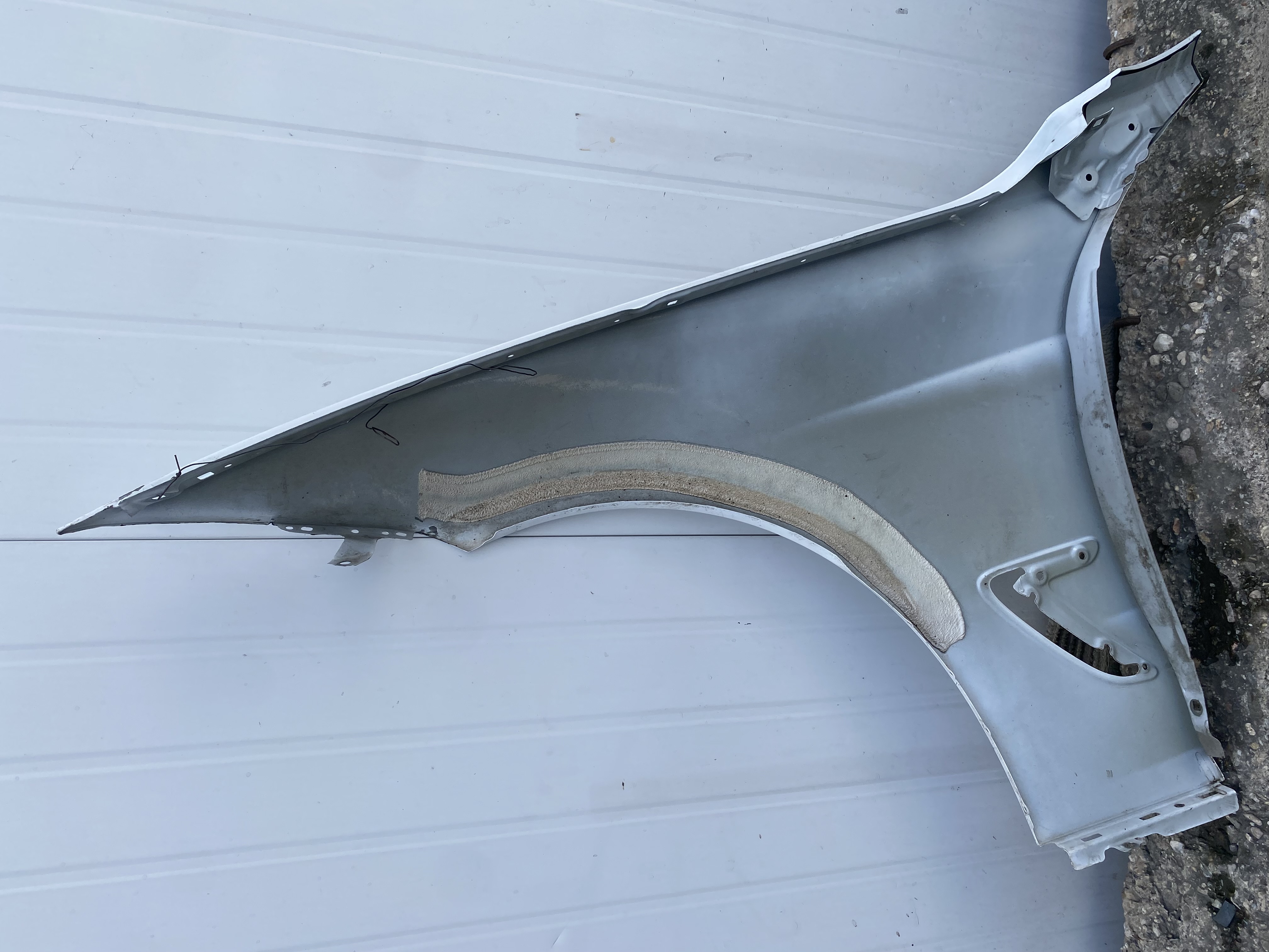 BMW 3 SERİSİ F34 GT SAĞ ÖN ÇAMURLUK BEYAZ ORJİNAL ÇIKMA