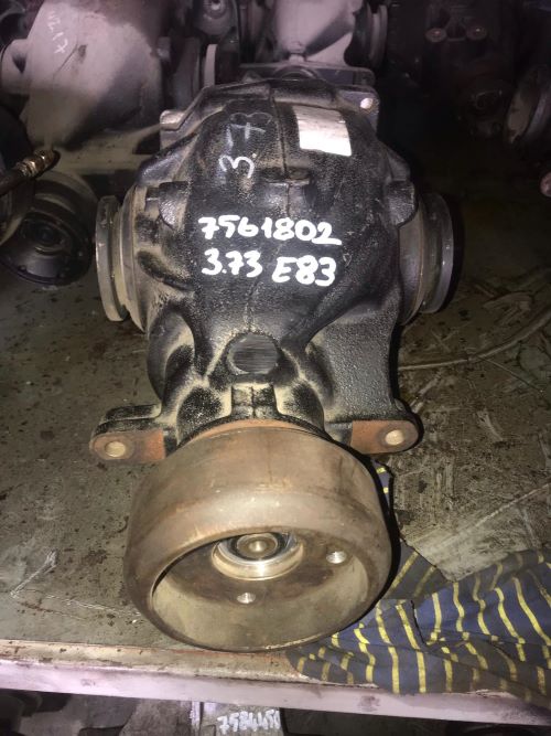 BMW E83 ARKA DEFRANSİYEL 3.73 7561802 ORJİNAL ÇIKMA 