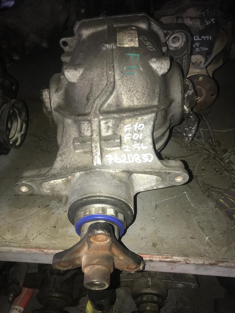 BMW F10 ARKA DEFRANSİYEL 2.56 7620830 ORJİNAL ÇIKMA 