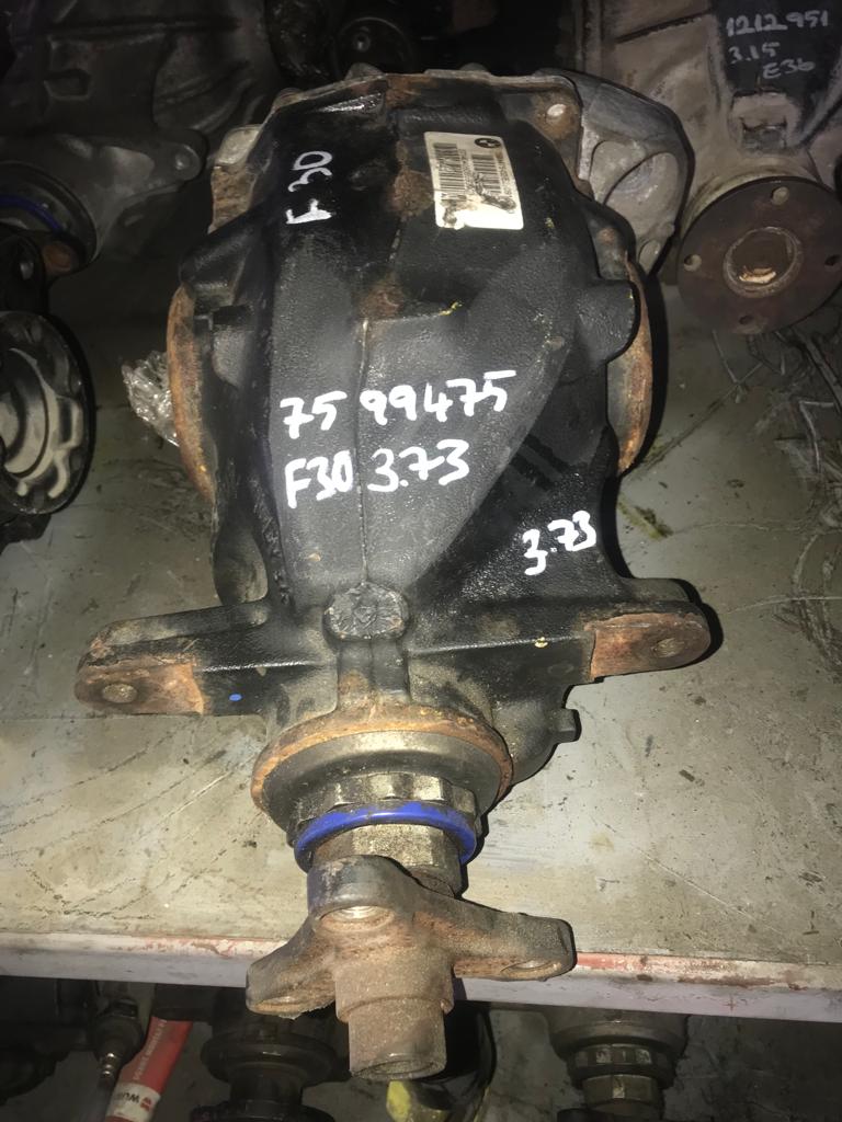 BMW F30 ARKA DİFERANSİYEL 3.73 7599475 ORJİNAL ÇIKMA 