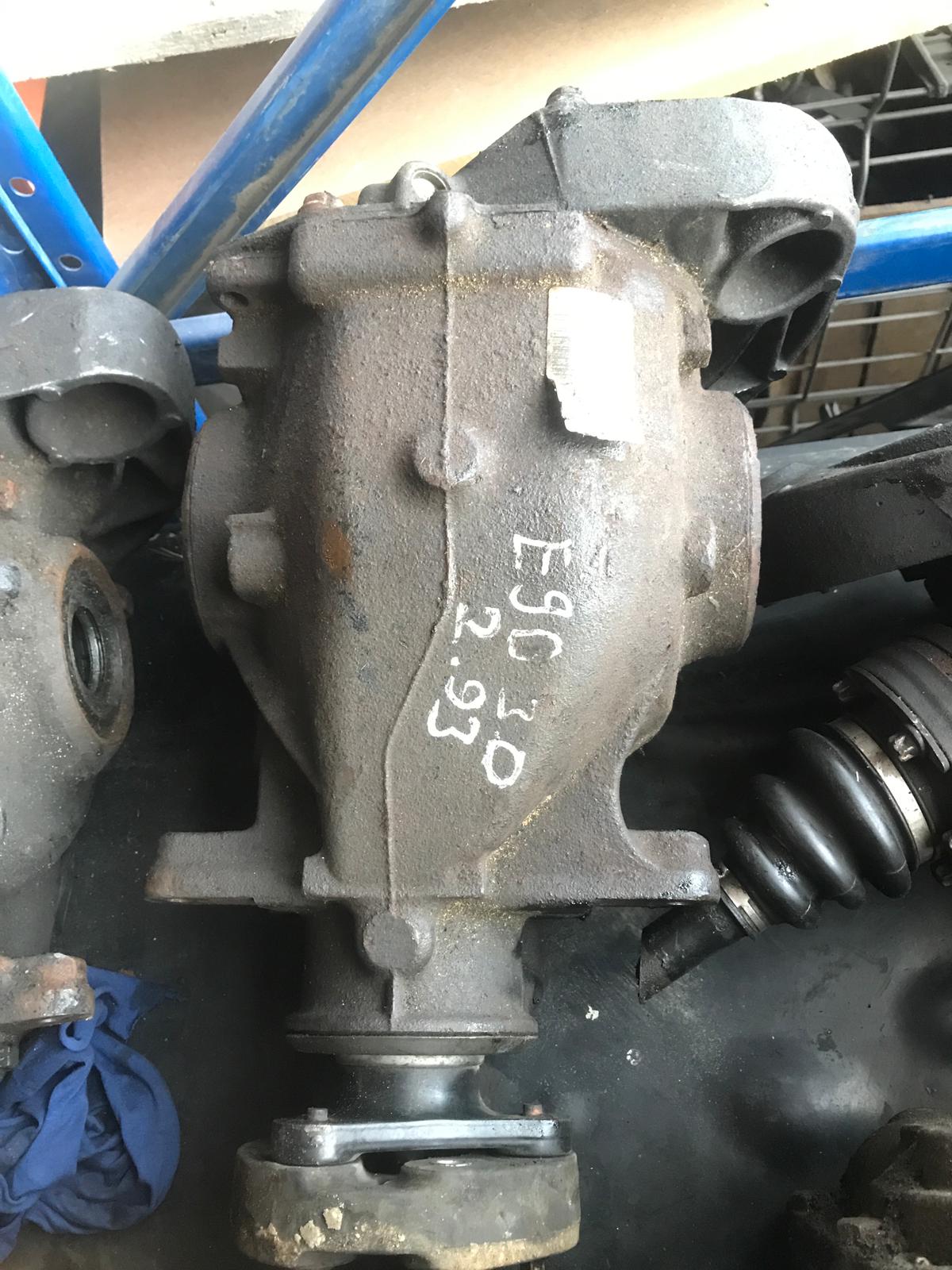 BMW E90 ARKA DİFERANSİYEL 2.93 7571130 ORJİNAL ÇIKMA 