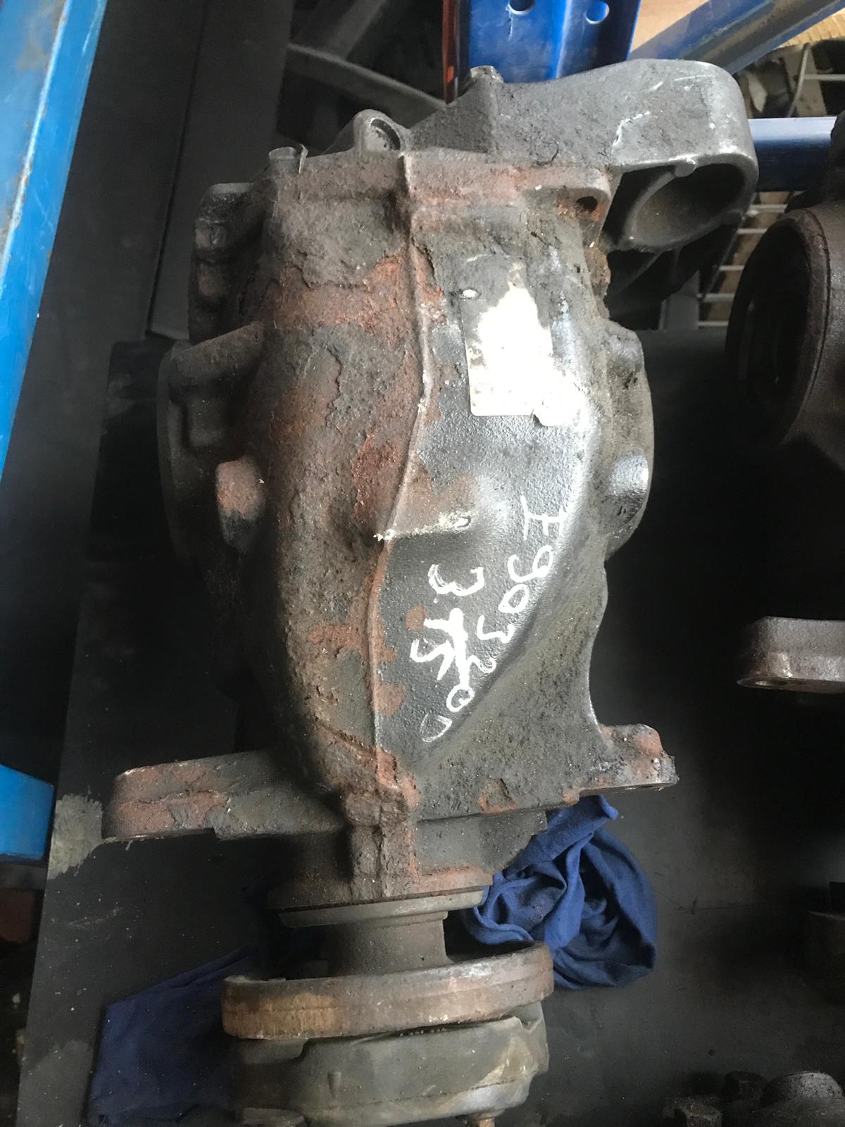 BMW E90 ARKA DEFRANSİYEL 3.15 7591016 ORJİNAL ÇIKMA 