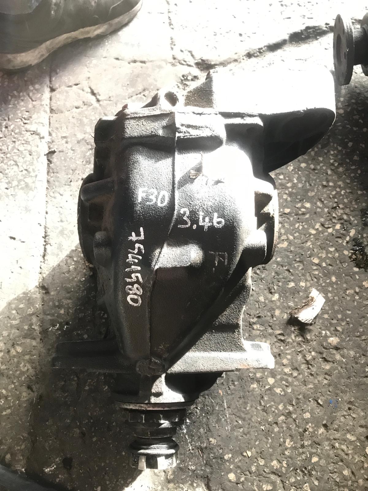 BMW F30 ARKA DİFERANSİYEL 3.46 7541580 ORJİNAL ÇIKMA 