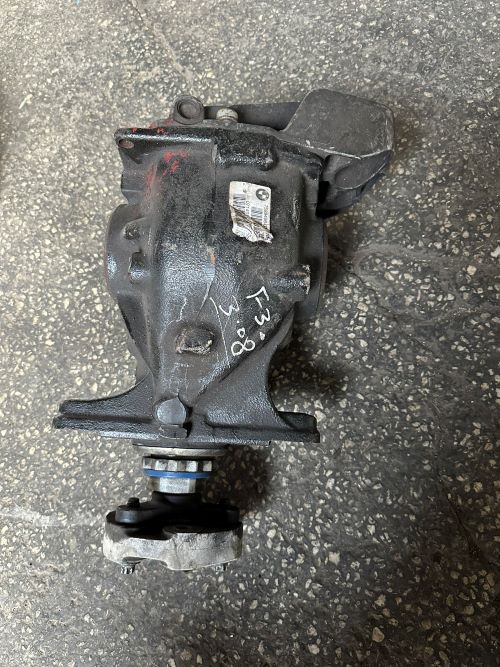 BMW F30 BENZİNLİ ARKA DİFERANSİYEL 3.08 7599466 ORJİNAL ÇIKMA