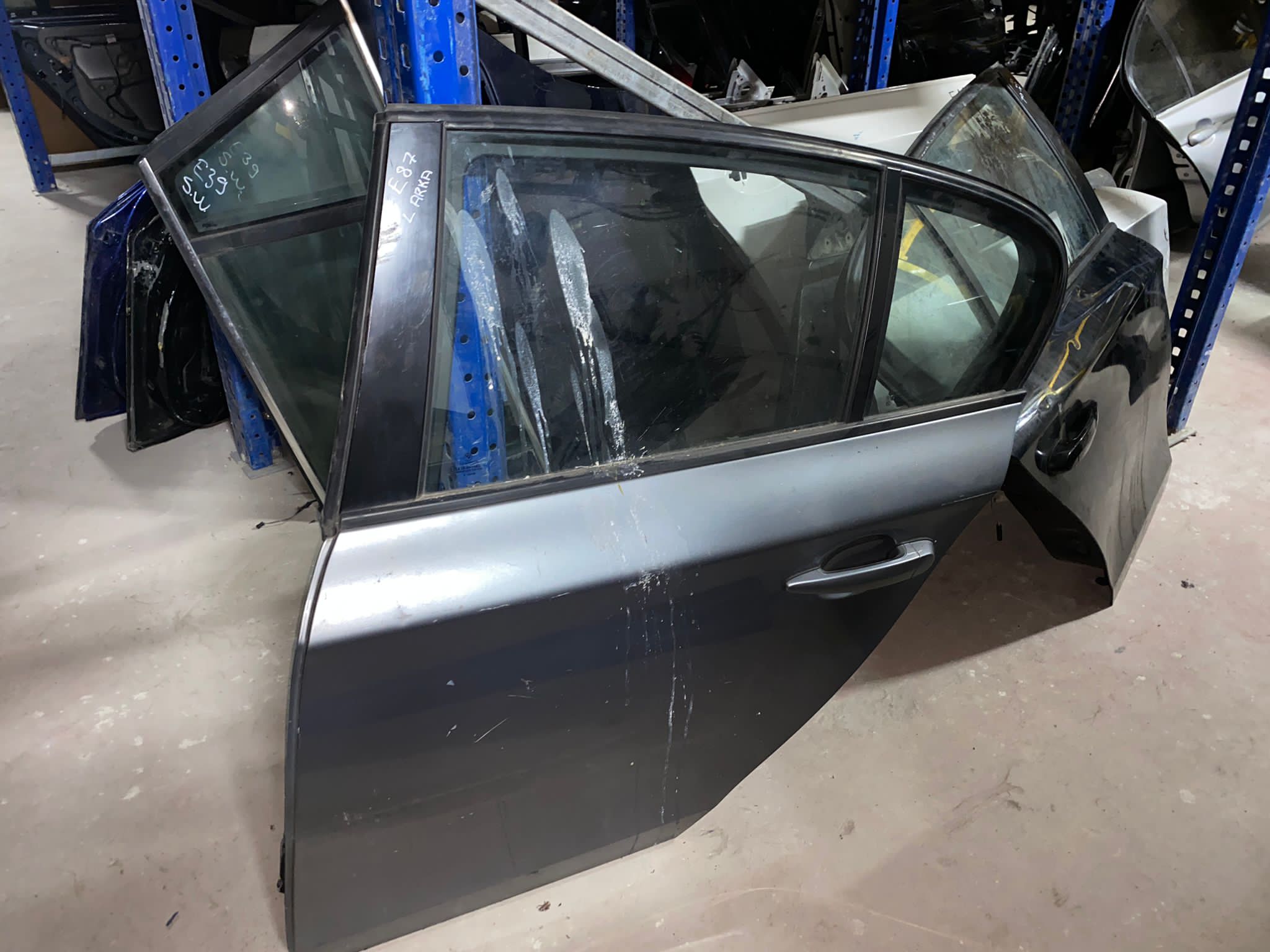 BMW E87 SOL ARKA KAPI FÜME ORJİNAL ÇIKMA