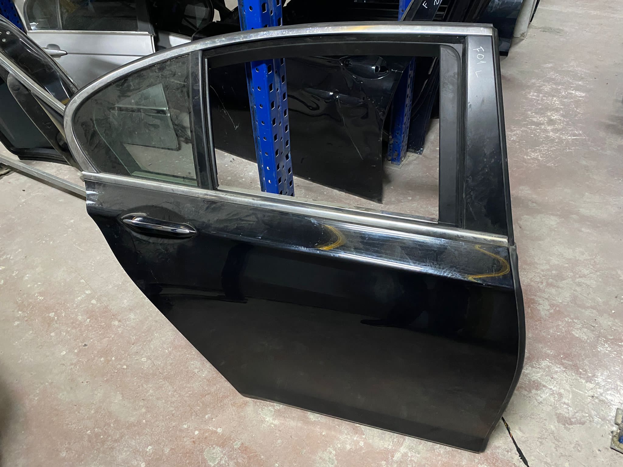 BMW F01 SAĞ ARKA KAPI SİYAH HATASIZ ORJİNAL ÇIKMA
