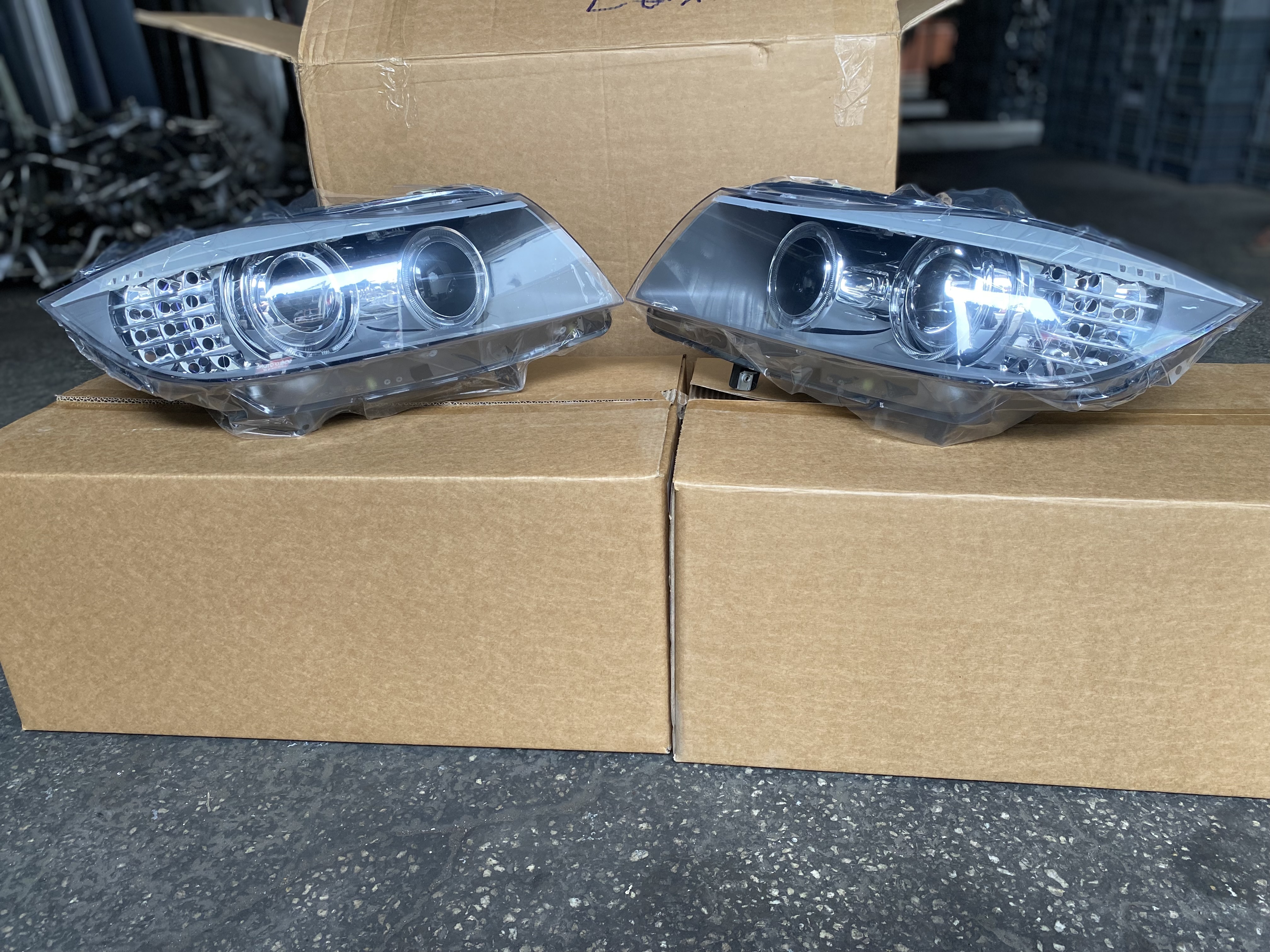 BMW E90 LCİ SAĞ SOL XENON FAR SIFIR