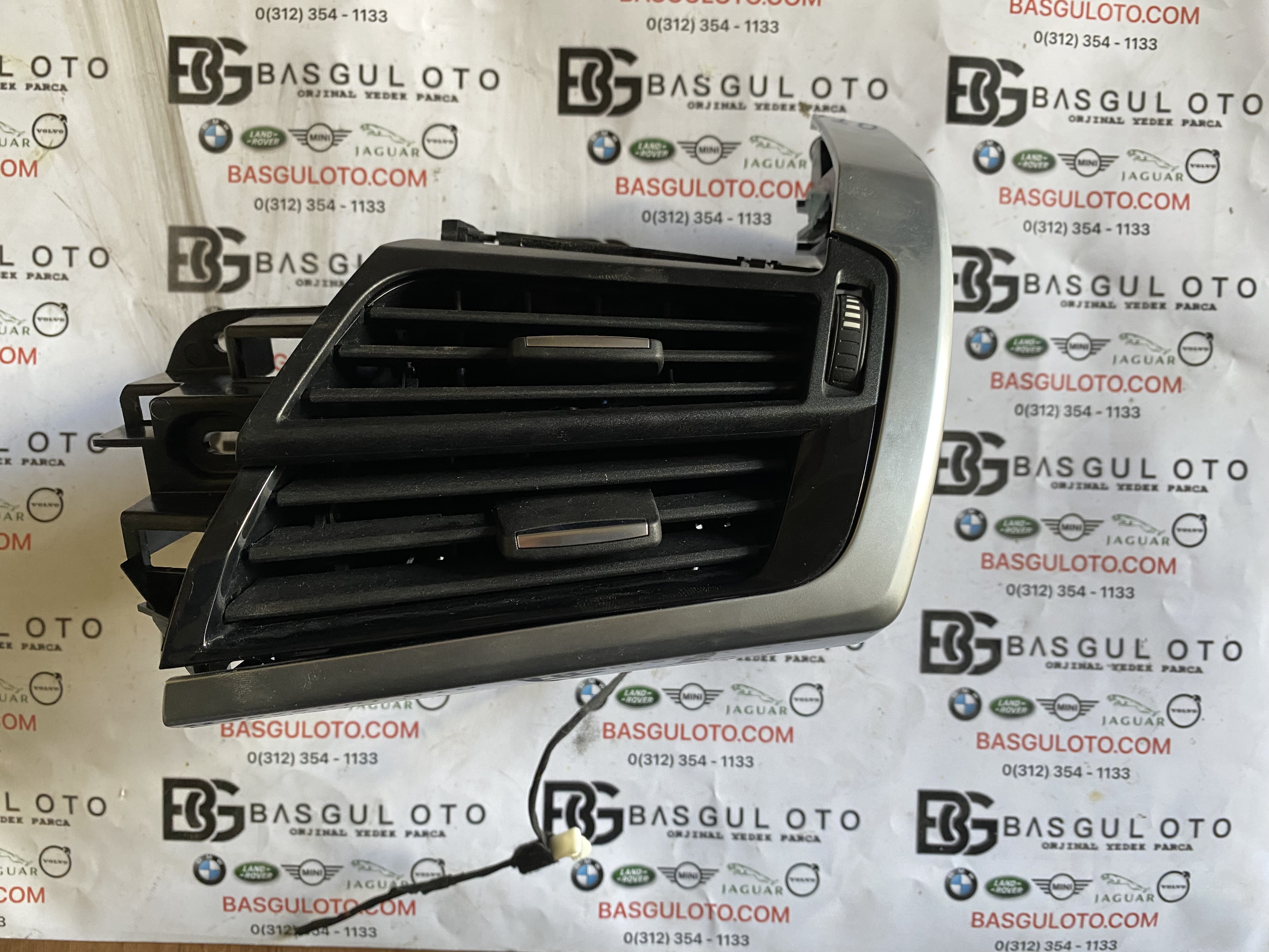 BMW X5 F15 SAĞ GÖĞÜS IZGARASI ORJİNAL ÇIKMA