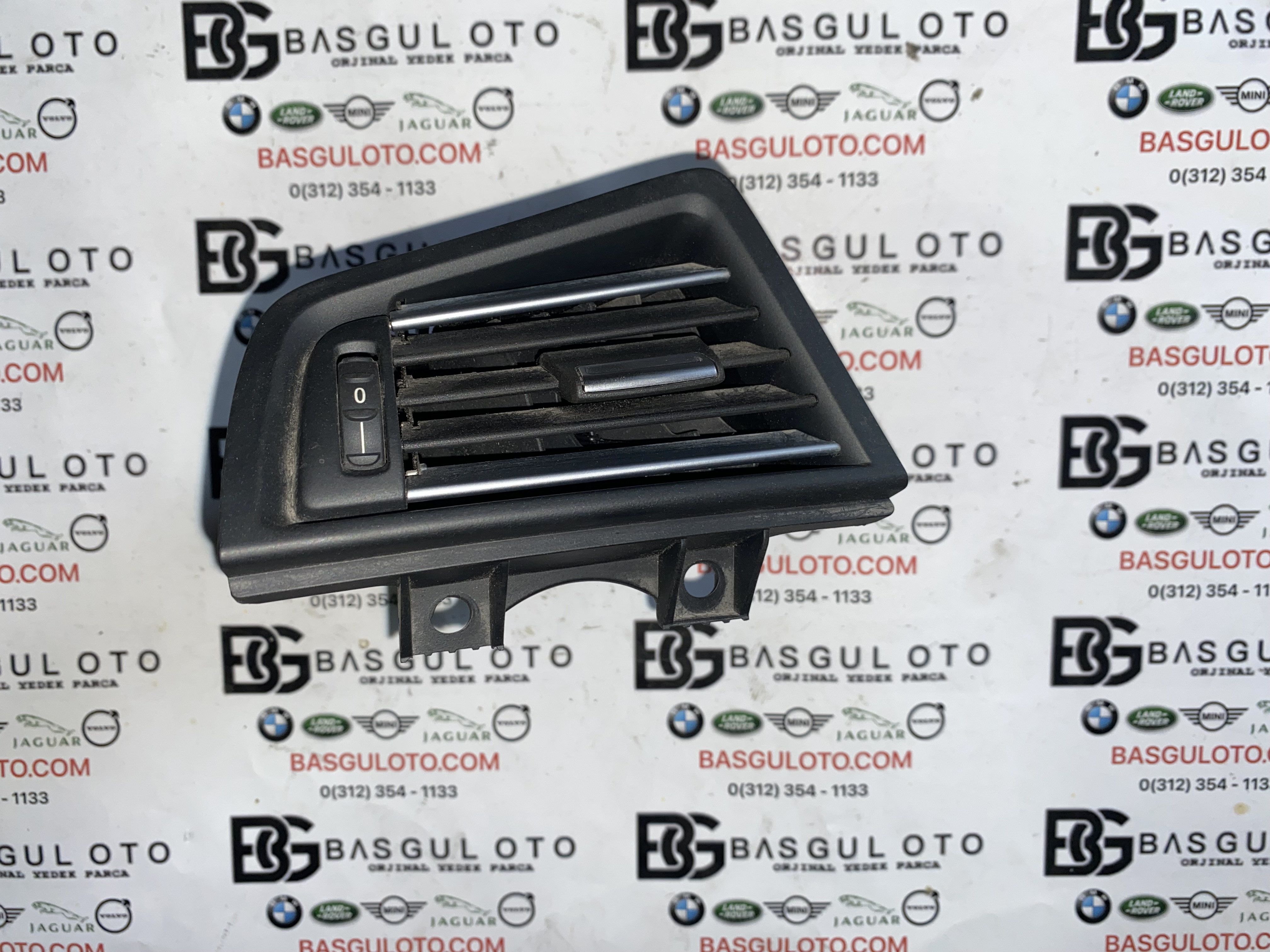 BMW F10 SAĞ SOL GÖĞÜS IZGARALARI ORJİNAL ÇIKMA 