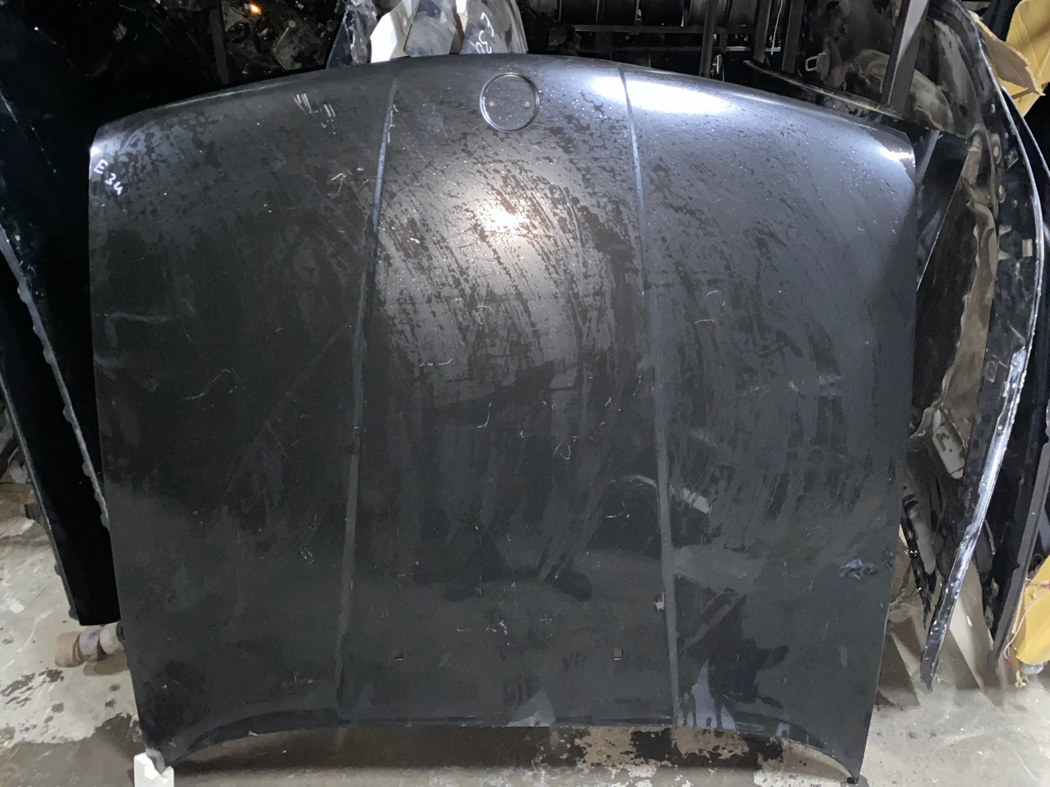 BMW E34  MOTOR KAPUTU 41611944583 SIFIR ÜRÜN